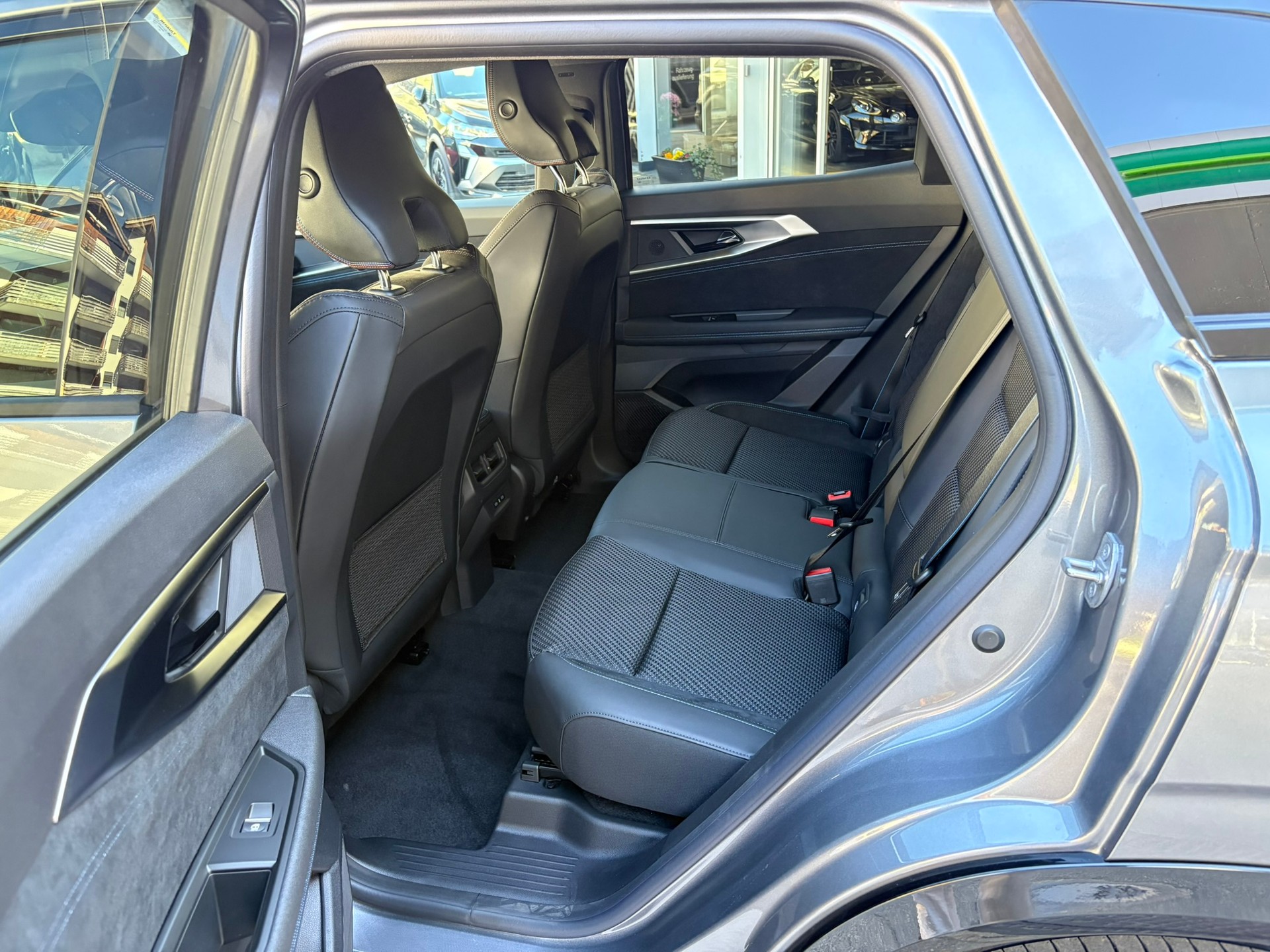 RENAULT Austral 1.2 HEV 200 esprit Alpine A-image-13