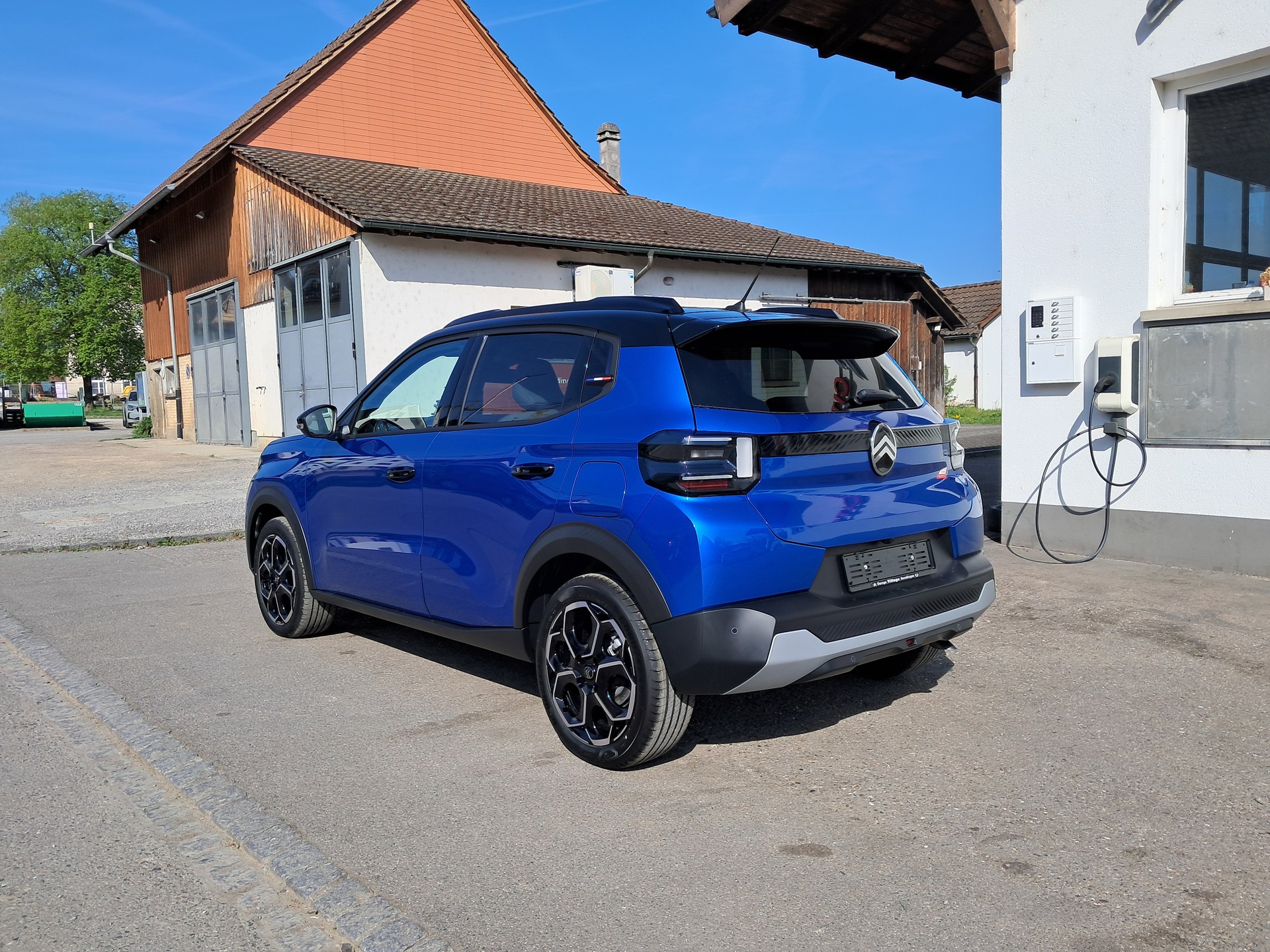 CITROEN C3 1.2i MHEV DCS6 Edition Tricolore-showroom-element-1