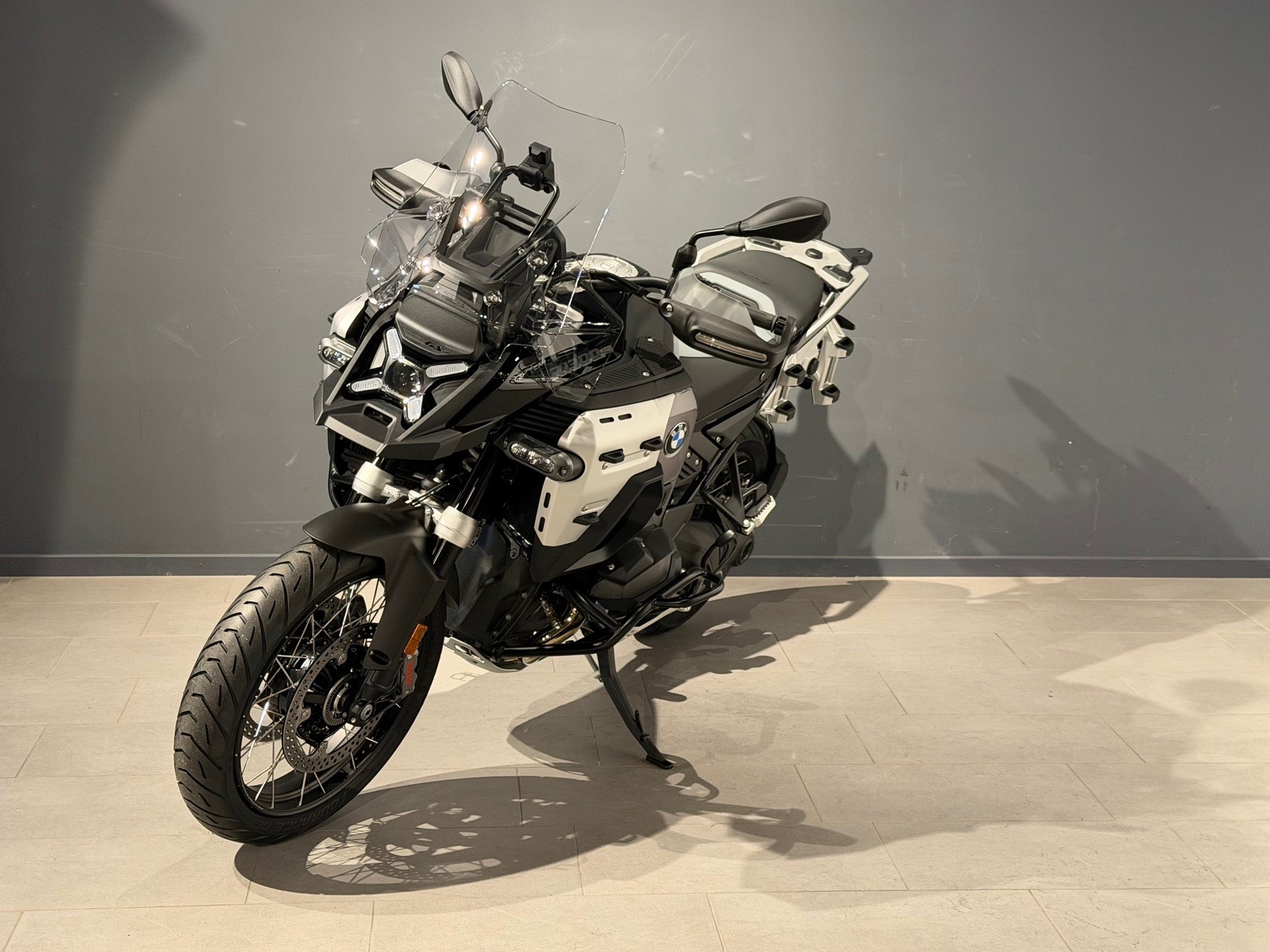 BMW R 1300 GS Adventure !Boxer Prämie! 1500.--image-2