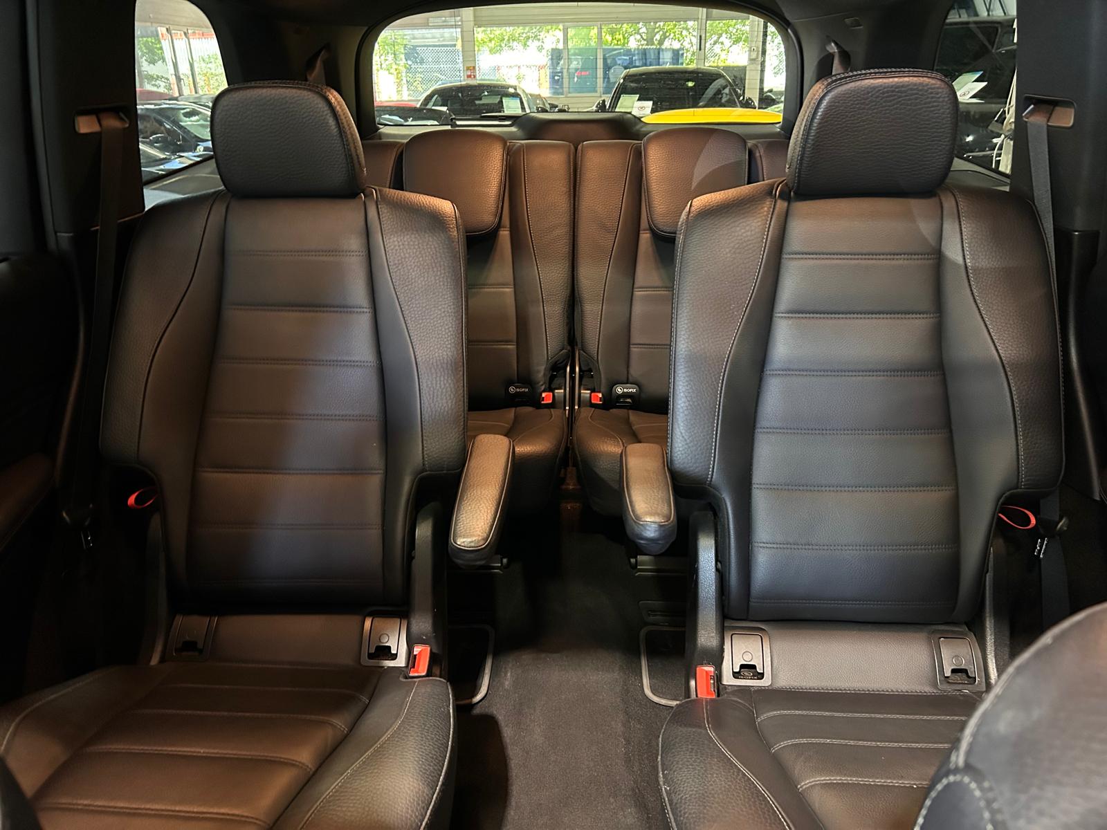 MERCEDES-BENZ GLS 350 d AMG Line 4matic-image-8