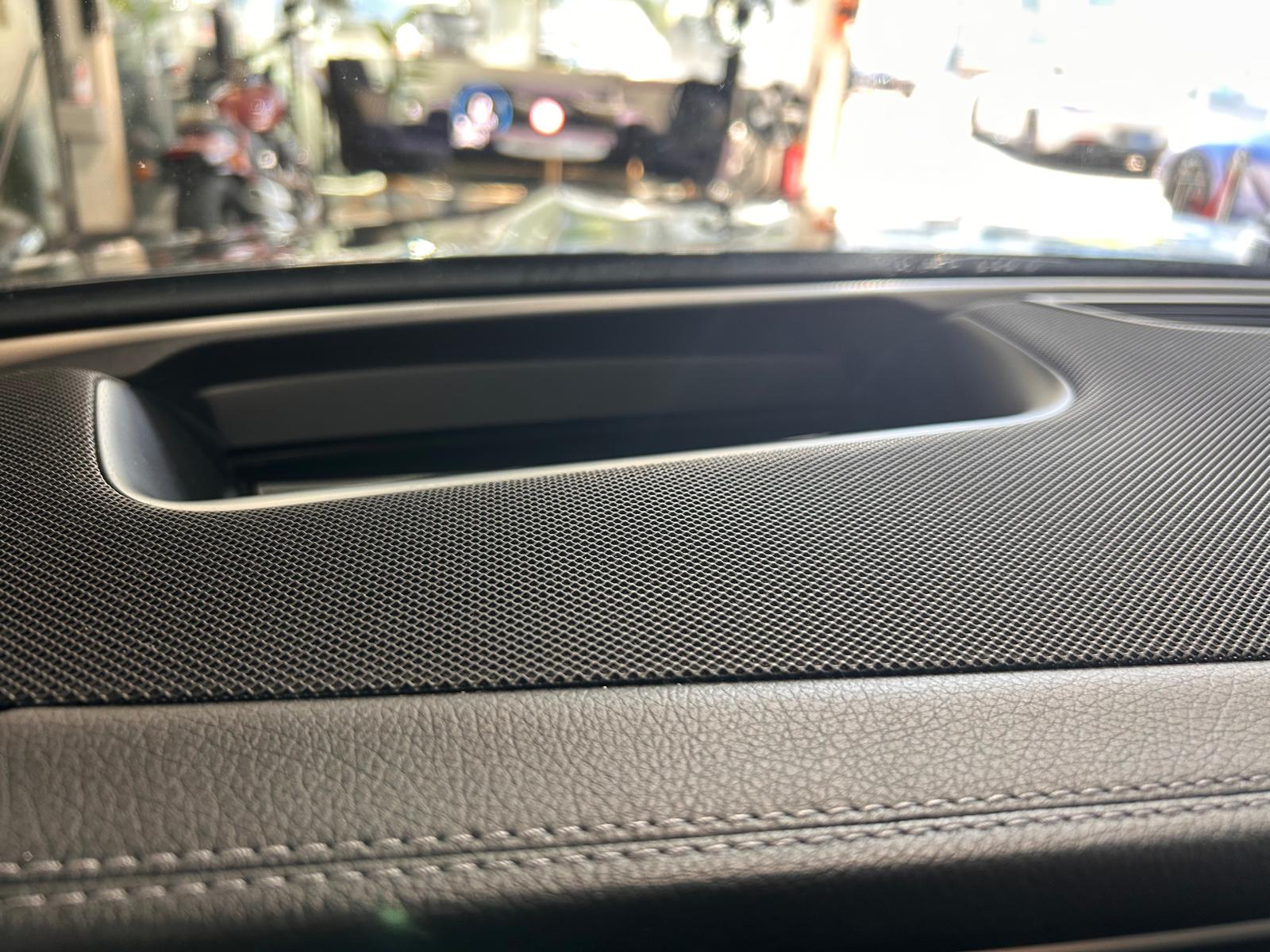MERCEDES-BENZ GLS 350 d AMG Line 4matic-image-18