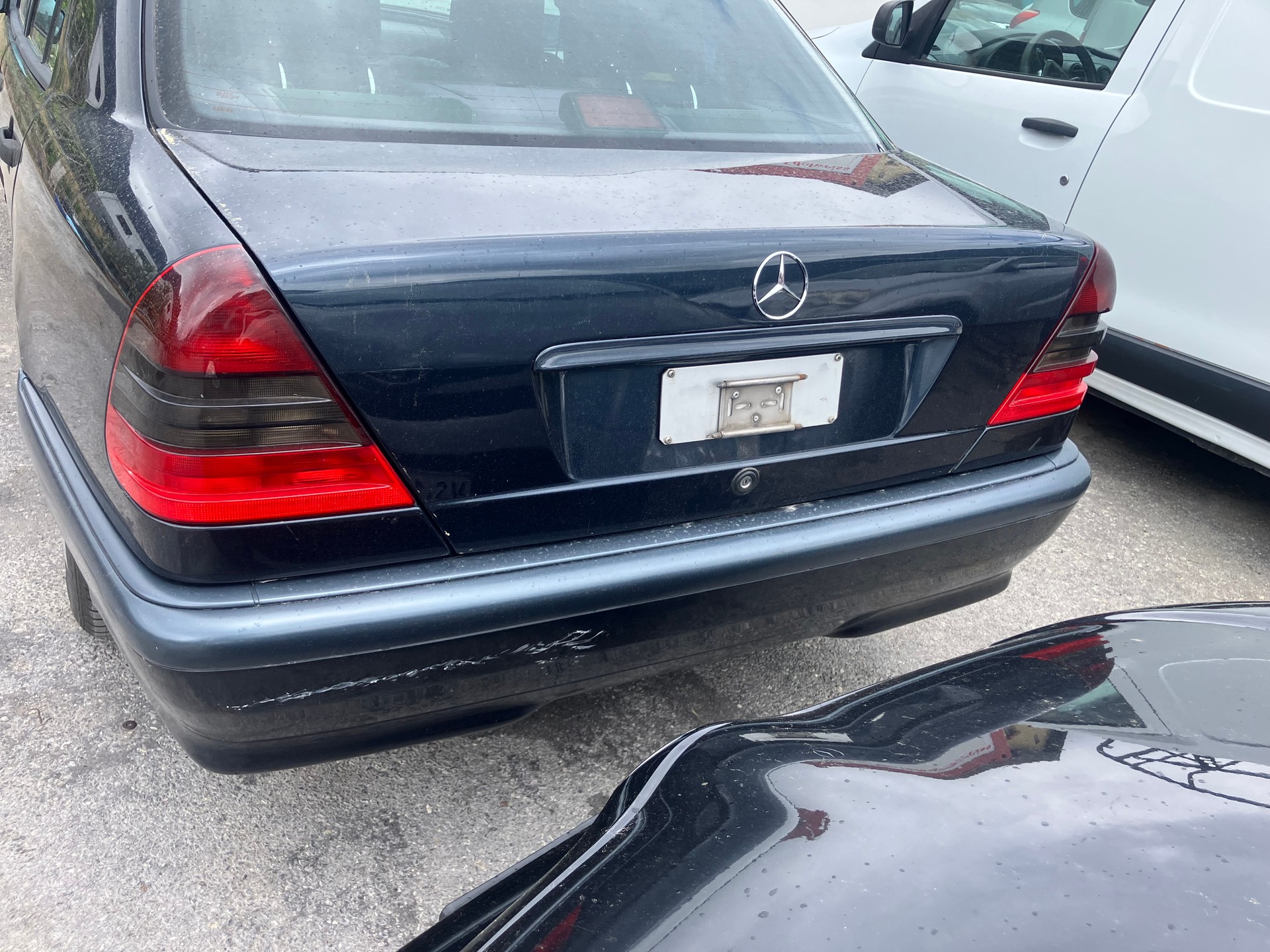 MERCEDES-BENZ C 250 TD Classic-image-1