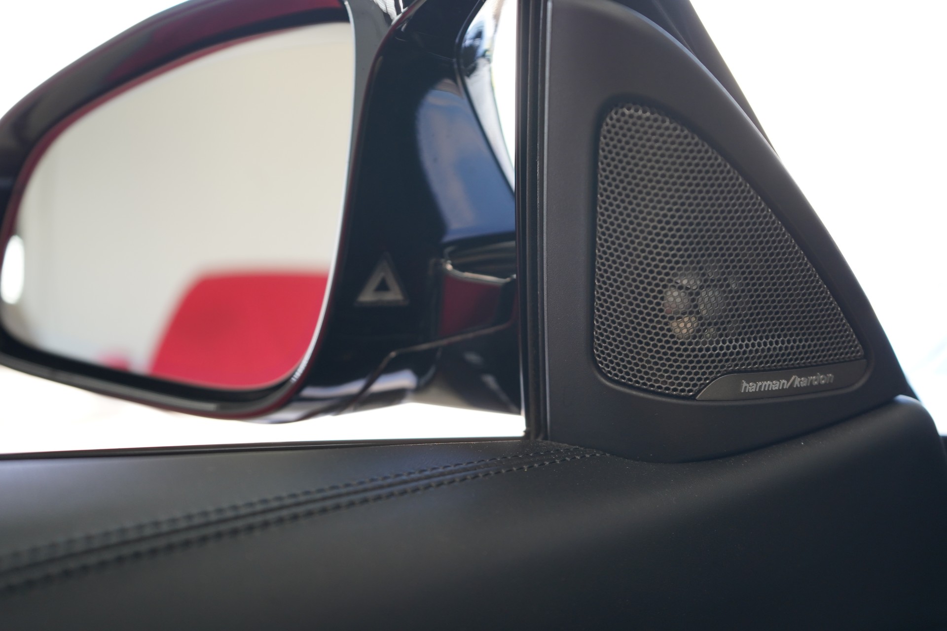 BMW M4 Cabriolet Drivelogic M Competition-image-21