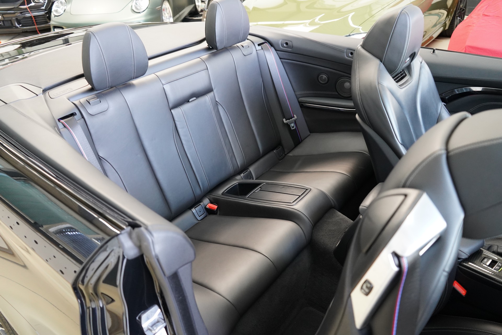 BMW M4 Cabriolet Drivelogic M Competition-image-28