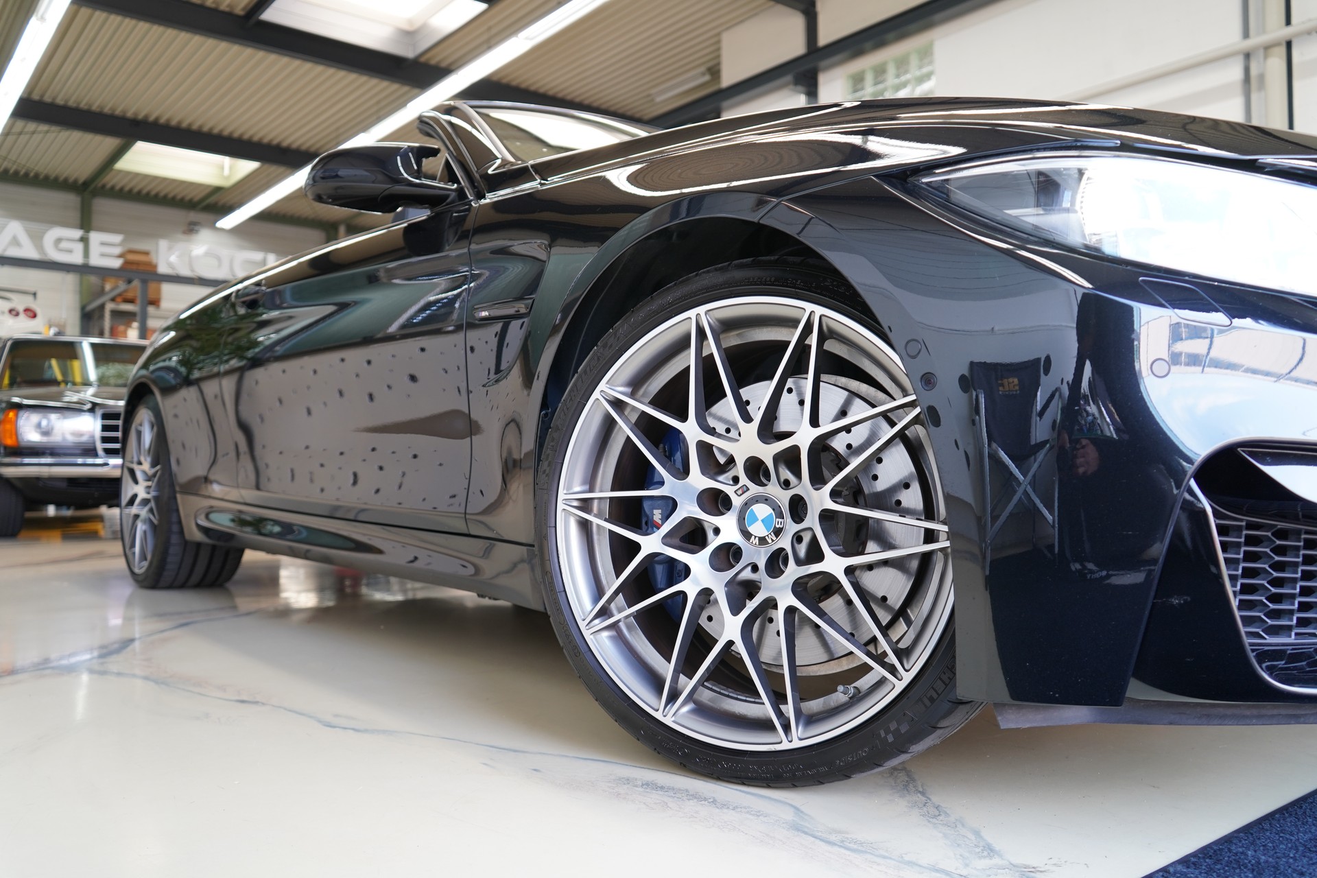 BMW M4 Cabriolet Drivelogic M Competition-image-14