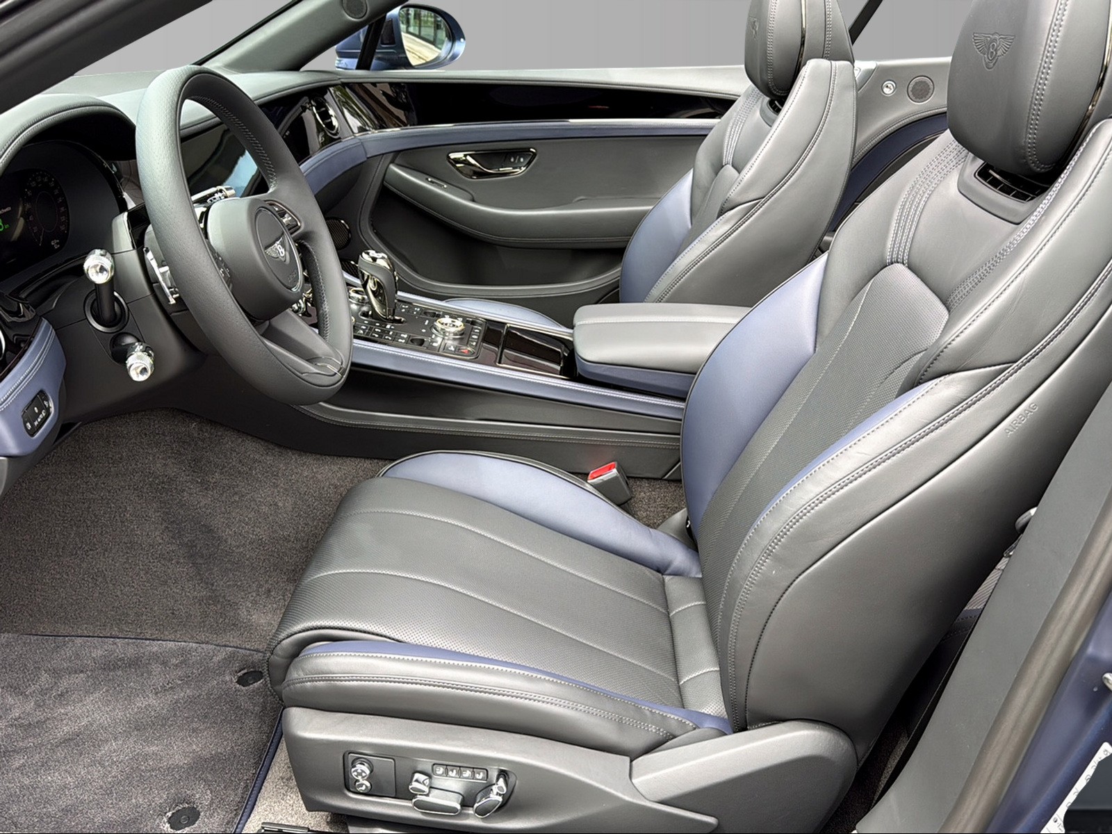 BENTLEY Continental GTC S 4.0 V8 PHEV-image-4