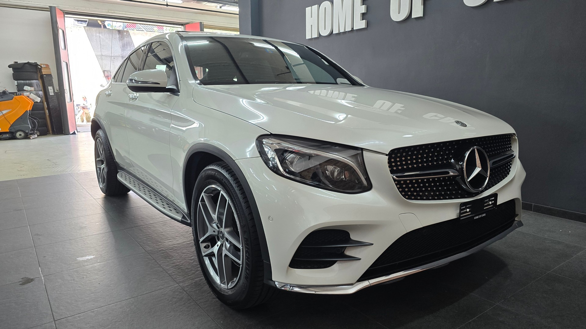 MERCEDES-BENZ GLC Coupé 300 AMG Line 4Matic 9G-Tronic-image-18