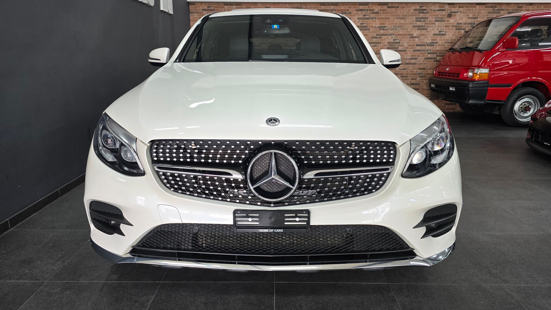 MERCEDES-BENZ GLC Coupé 300 AMG Line 4Matic 9G-Tronic-image-19