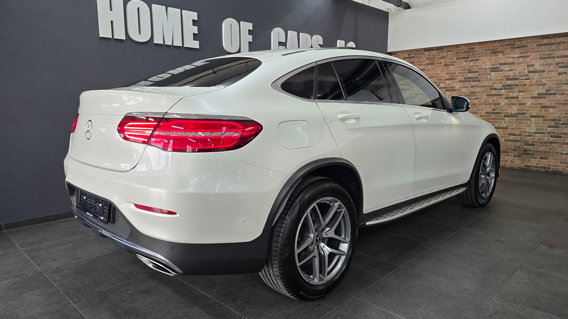 MERCEDES-BENZ GLC Coupé 300 AMG Line 4Matic 9G-Tronic-image-14