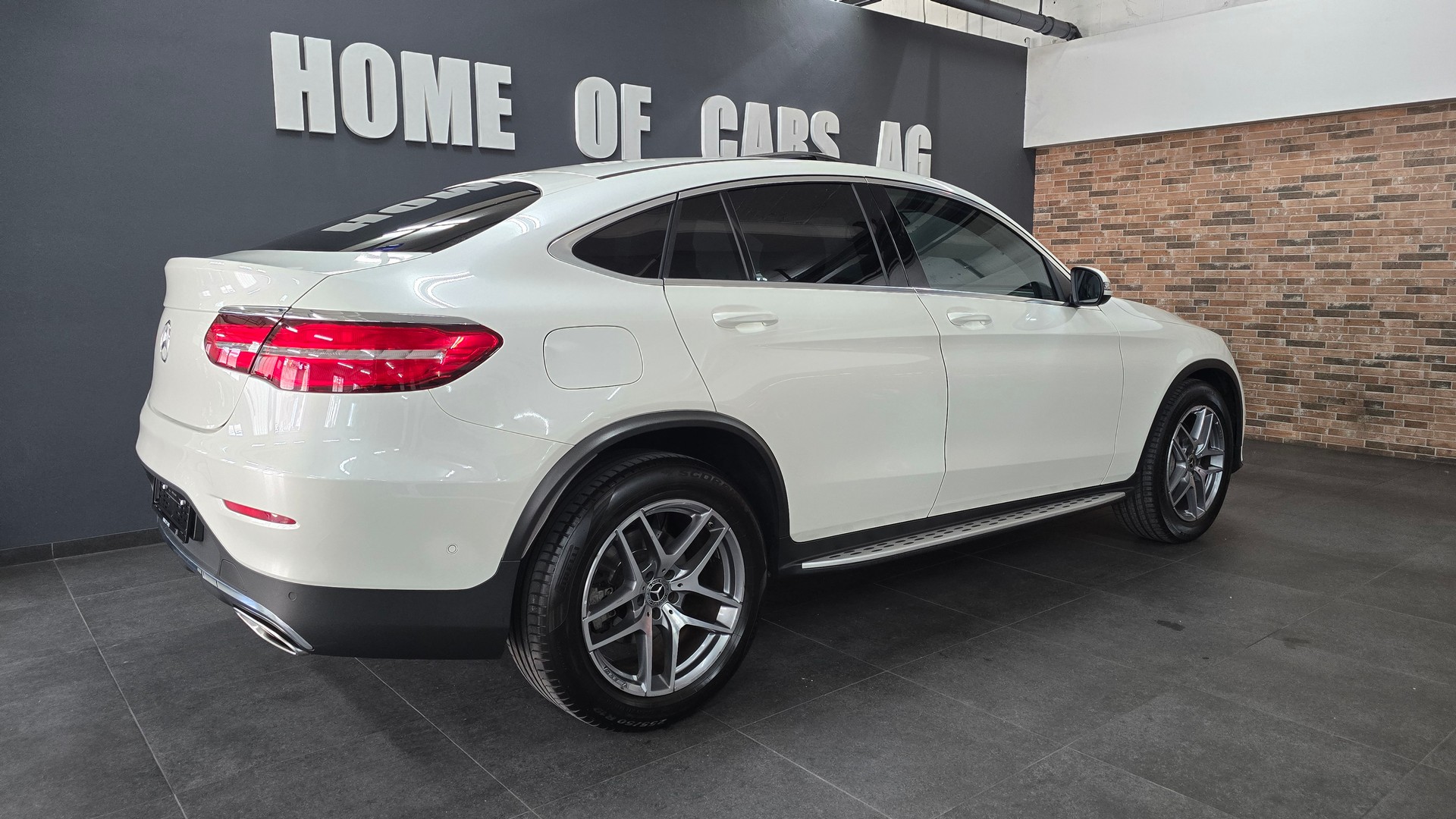 MERCEDES-BENZ GLC Coupé 300 AMG Line 4Matic 9G-Tronic-image-15