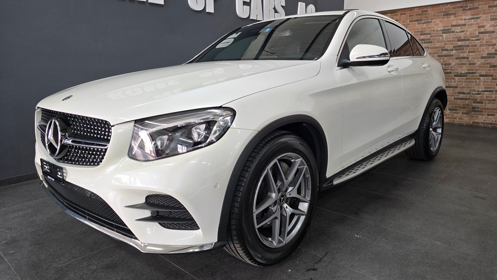 MERCEDES-BENZ GLC Coupé 300 AMG Line 4Matic 9G-Tronic-showroom-element-2