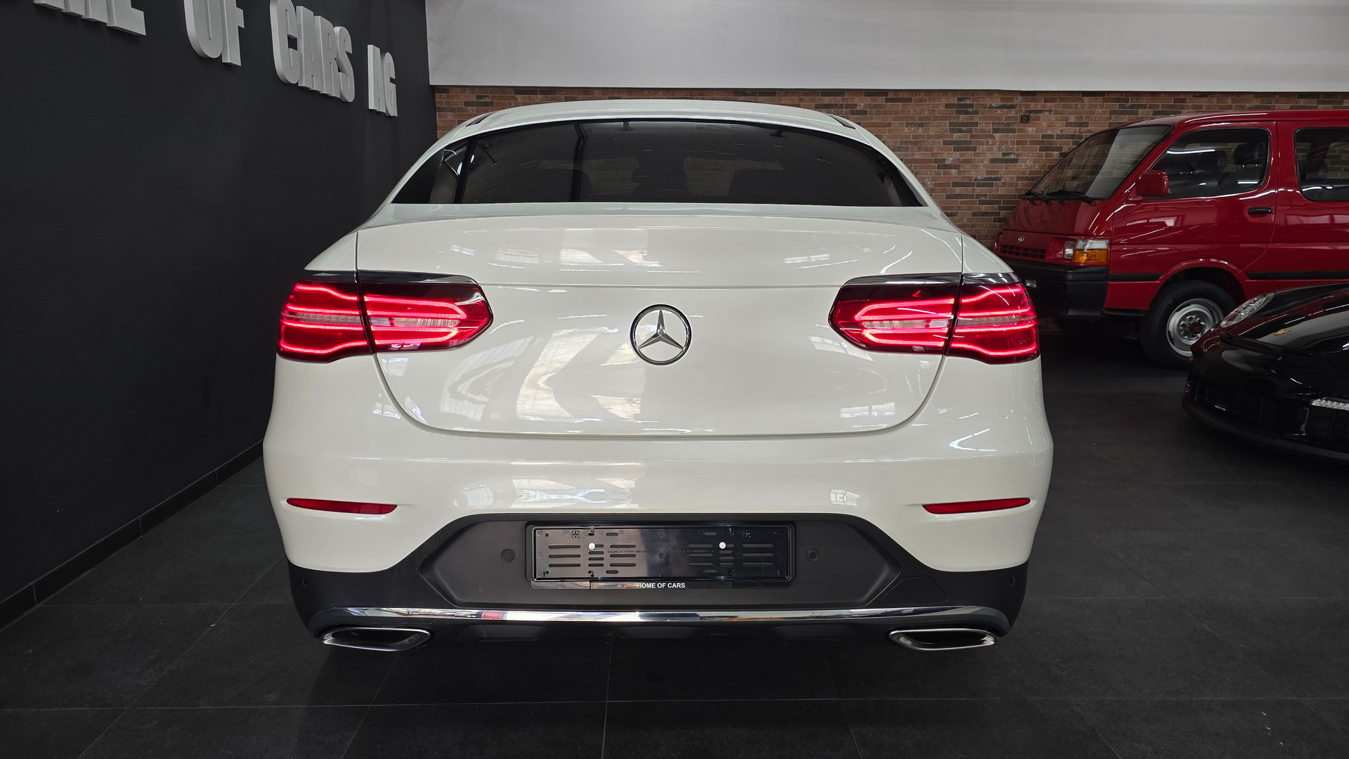 MERCEDES-BENZ GLC Coupé 300 AMG Line 4Matic 9G-Tronic-image-10
