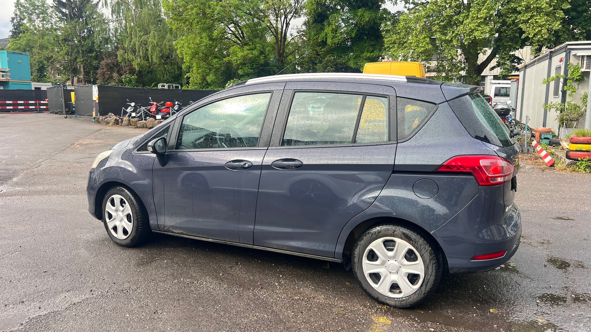 FORD B-Max 1.0 SCTi TitaniumX-image-4