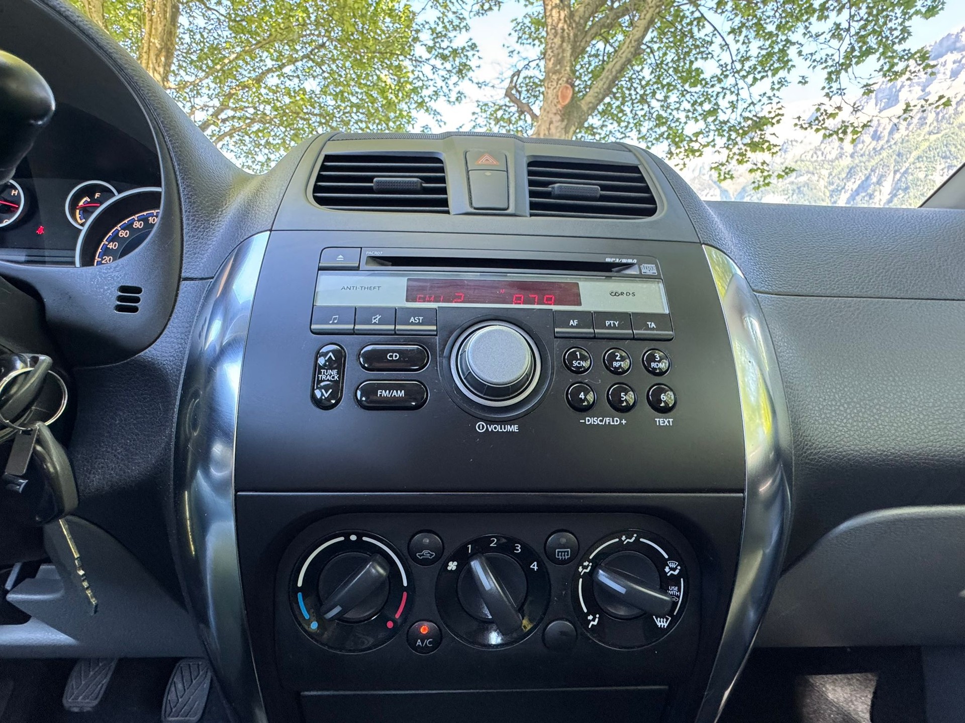 SUZUKI SX4 1.6 16V GL 4WD-image-20