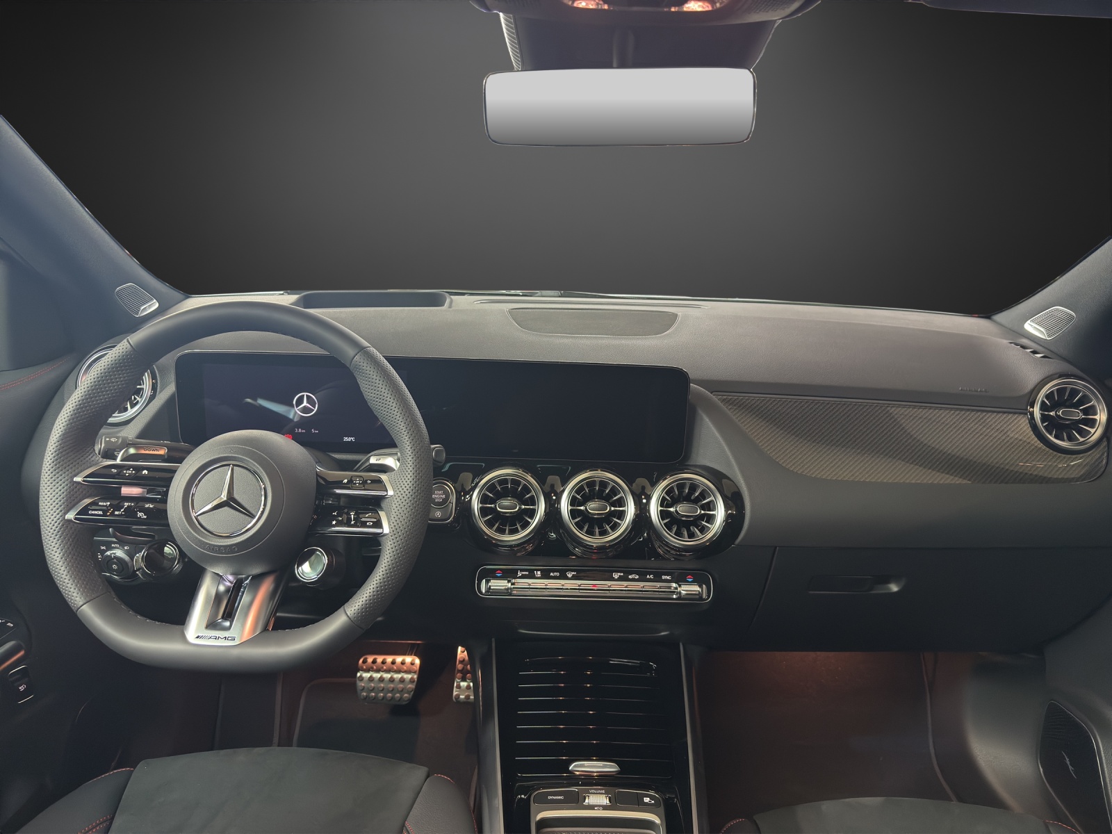 MERCEDES-BENZ GLA AMG 35 4Matic 8G-DCT-image-10