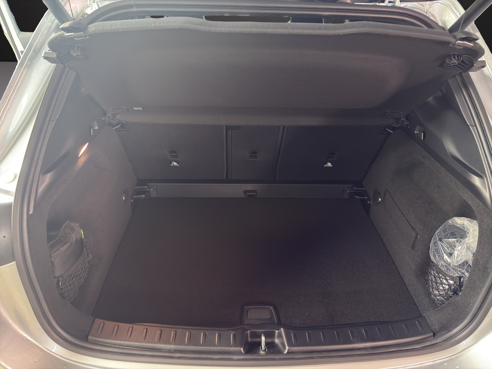 MERCEDES-BENZ GLA AMG 35 4Matic 8G-DCT-image-8