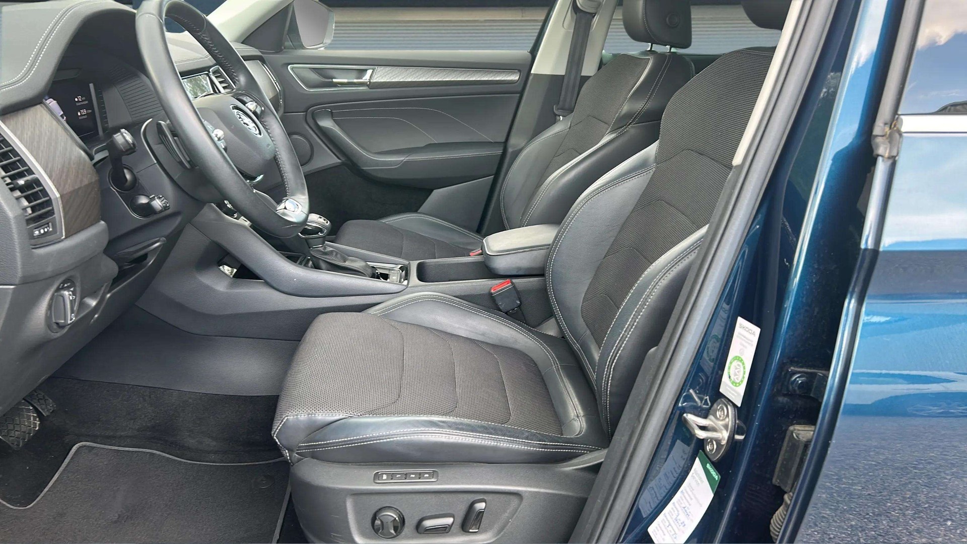 SKODA Kodiaq 2.0 TDI CR Style 4x4 DSG mit AHK-image-10