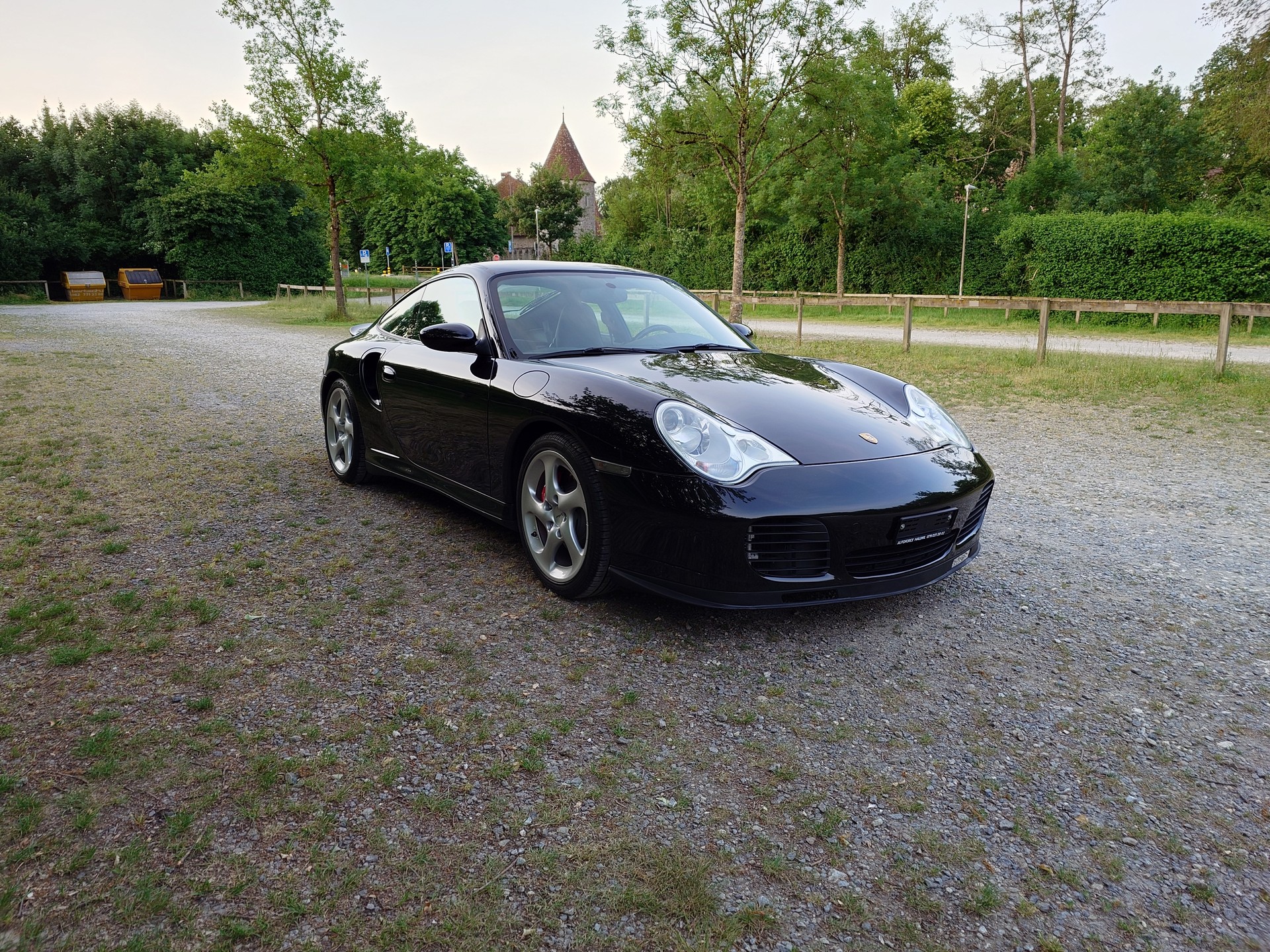 PORSCHE 911 Turbo-image-2