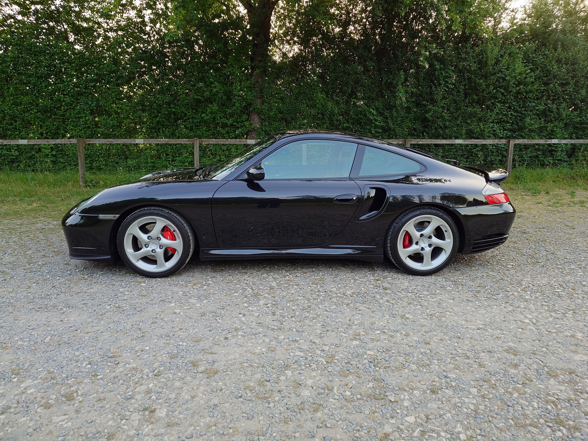 PORSCHE 911 Turbo