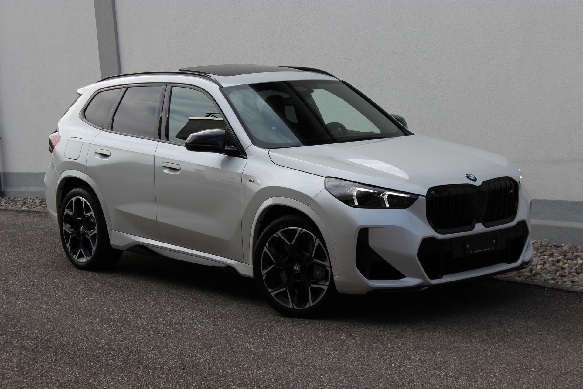 BMW X1 xDrive M35i *1.9%-LEASINGAKTION* OHNE Anzahlung CHF 700.-/Monat, 10'000 km/Jahr,