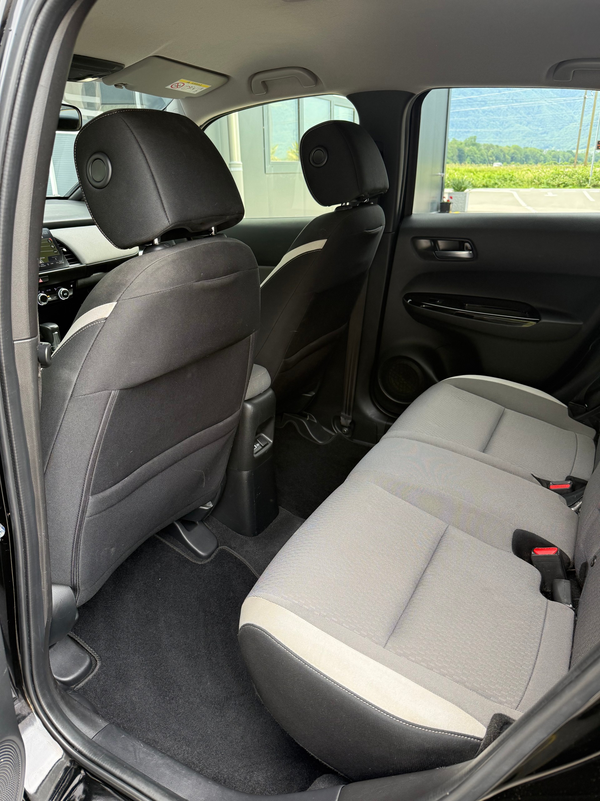 HONDA Jazz 1.5i-MMD Crosstar Executive E-CVT-image-8