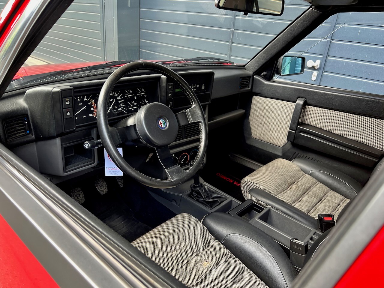 ALFA ROMEO 75 1.8 Turbo-image-8