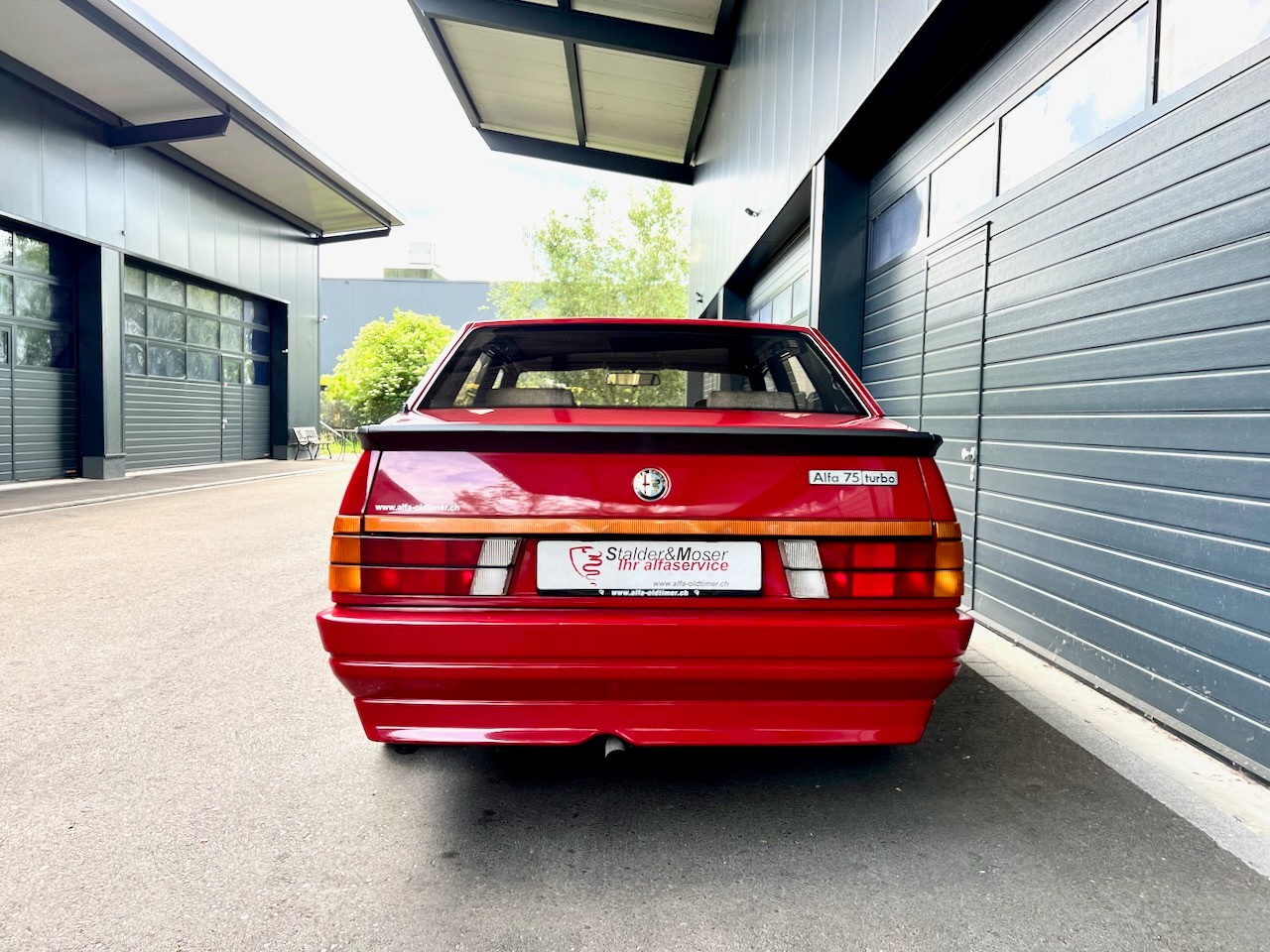 ALFA ROMEO 75 1.8 Turbo-image-4
