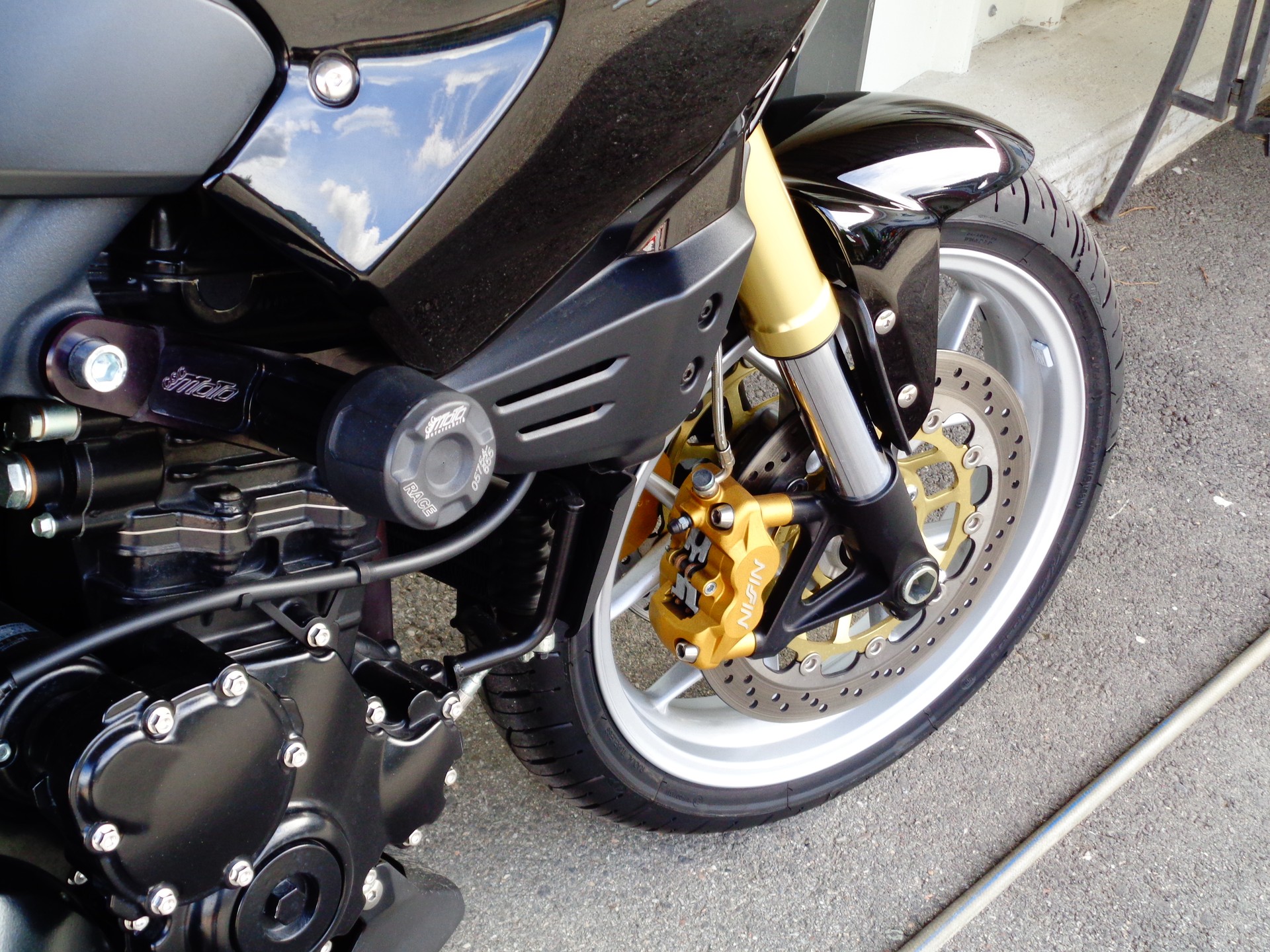 TRIUMPH Tiger 1050-image-4