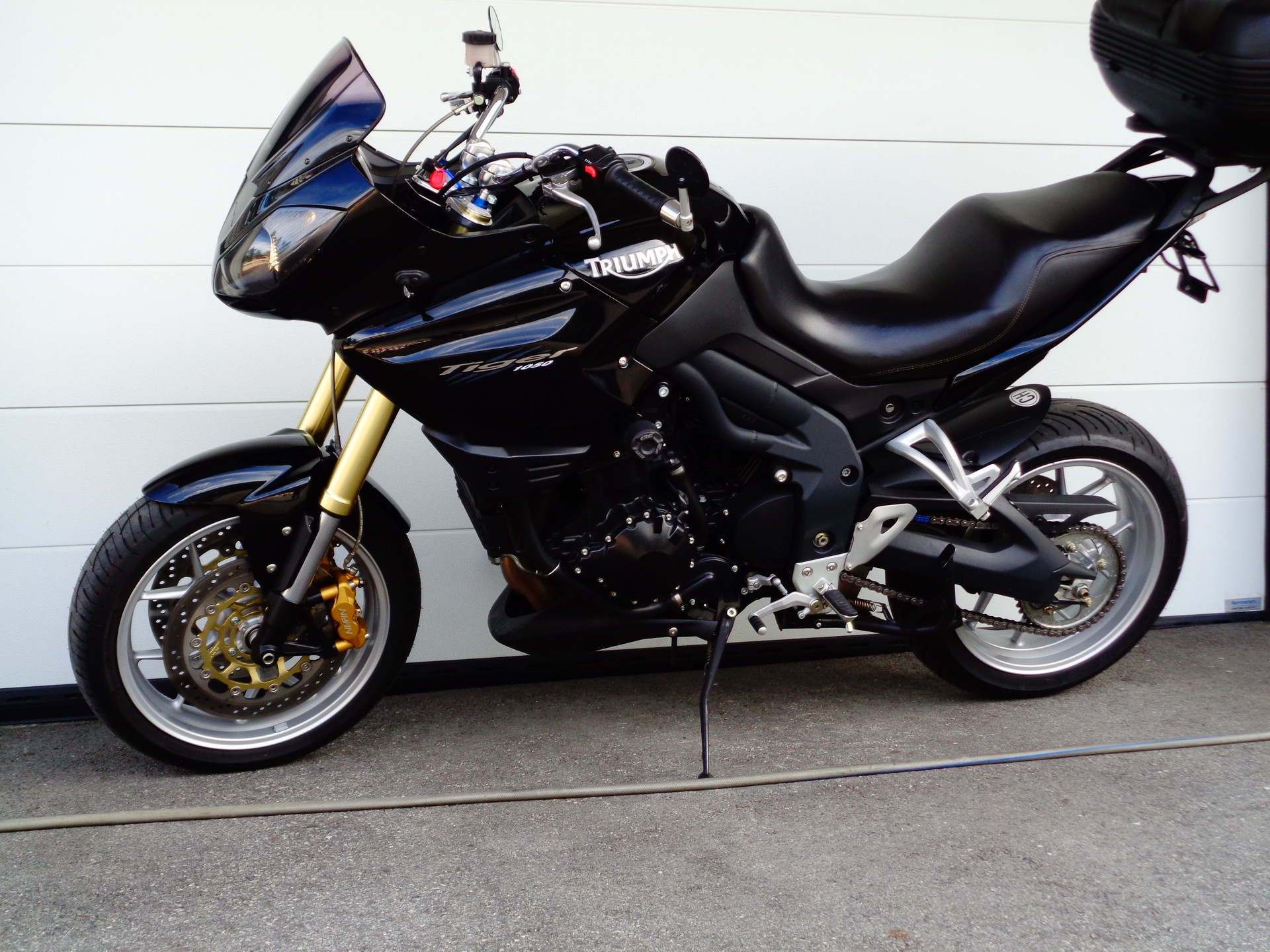 TRIUMPH Tiger 1050-image-6