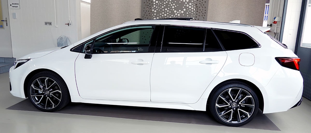 TOYOTA Corolla Touring Sports 2.0 HSD Premium e-CVT, Panorama-showroom-element-1