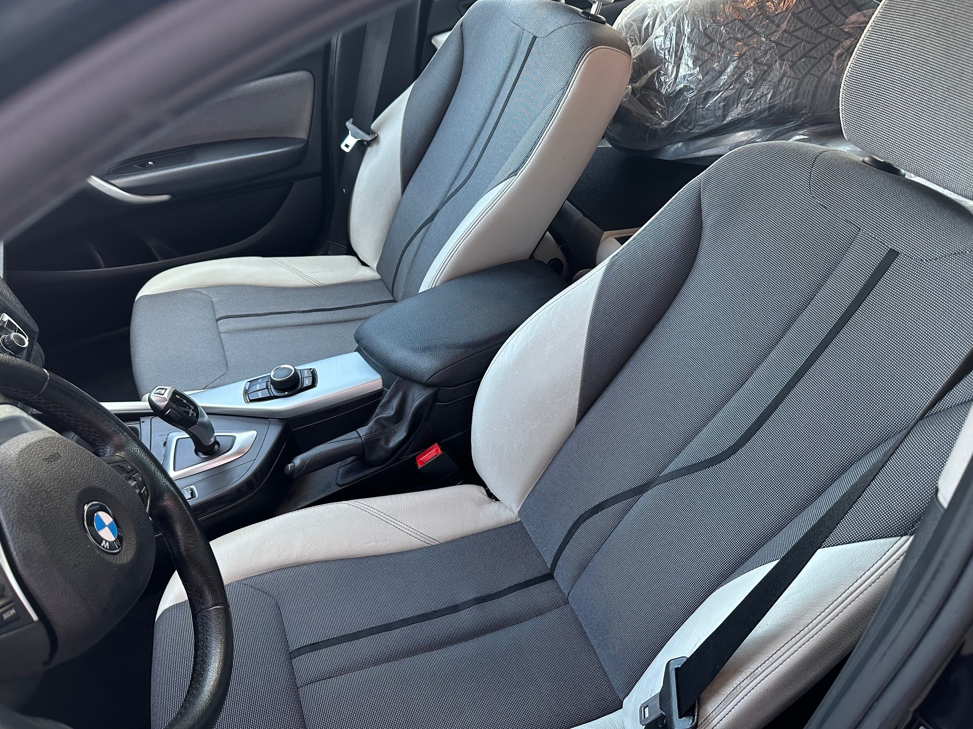 BMW 116d Sport Line Steptronic-image-10