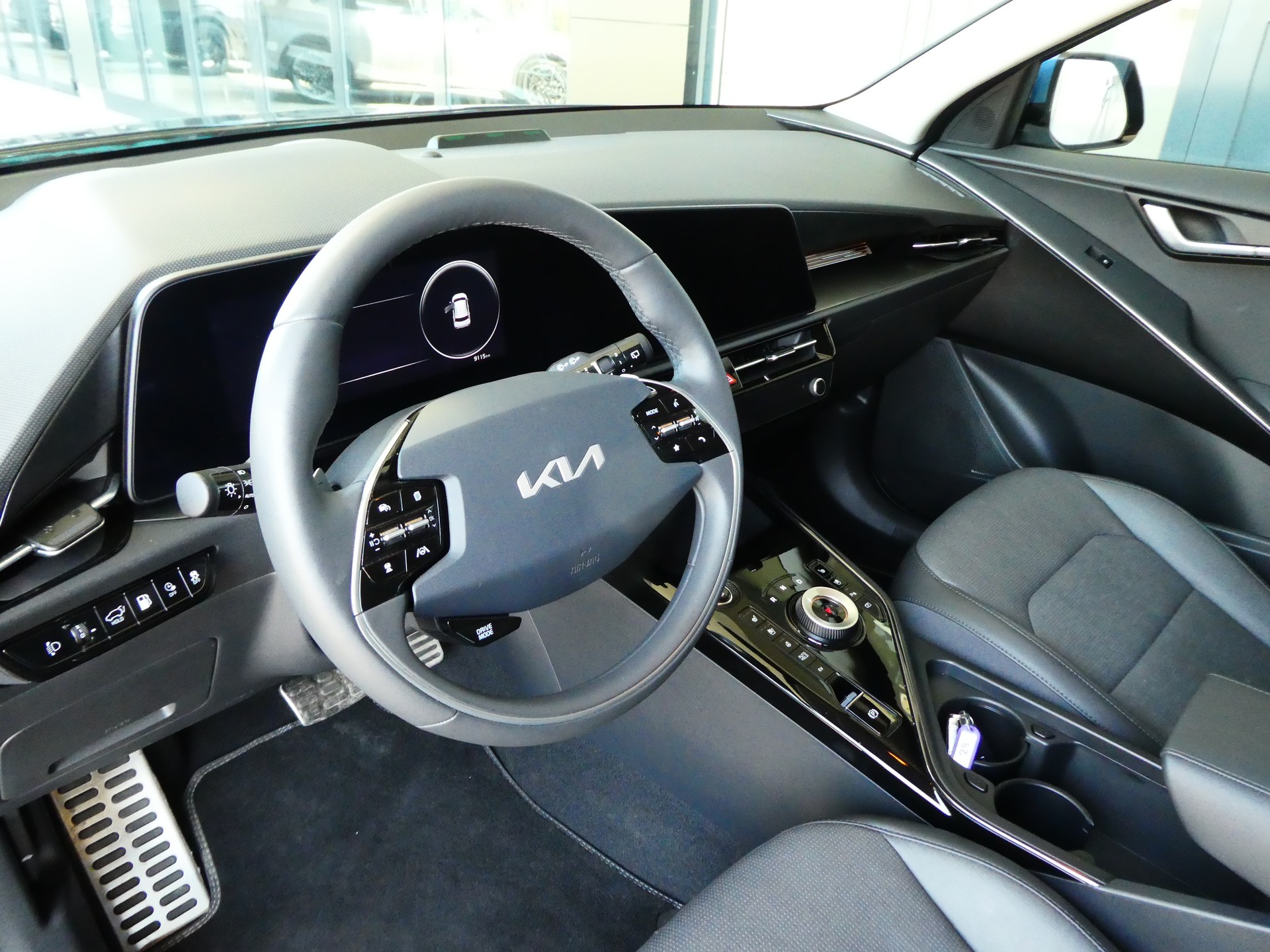 KIA Niro 1.6GDi Plug-in Hybrid Style DCT-image-11