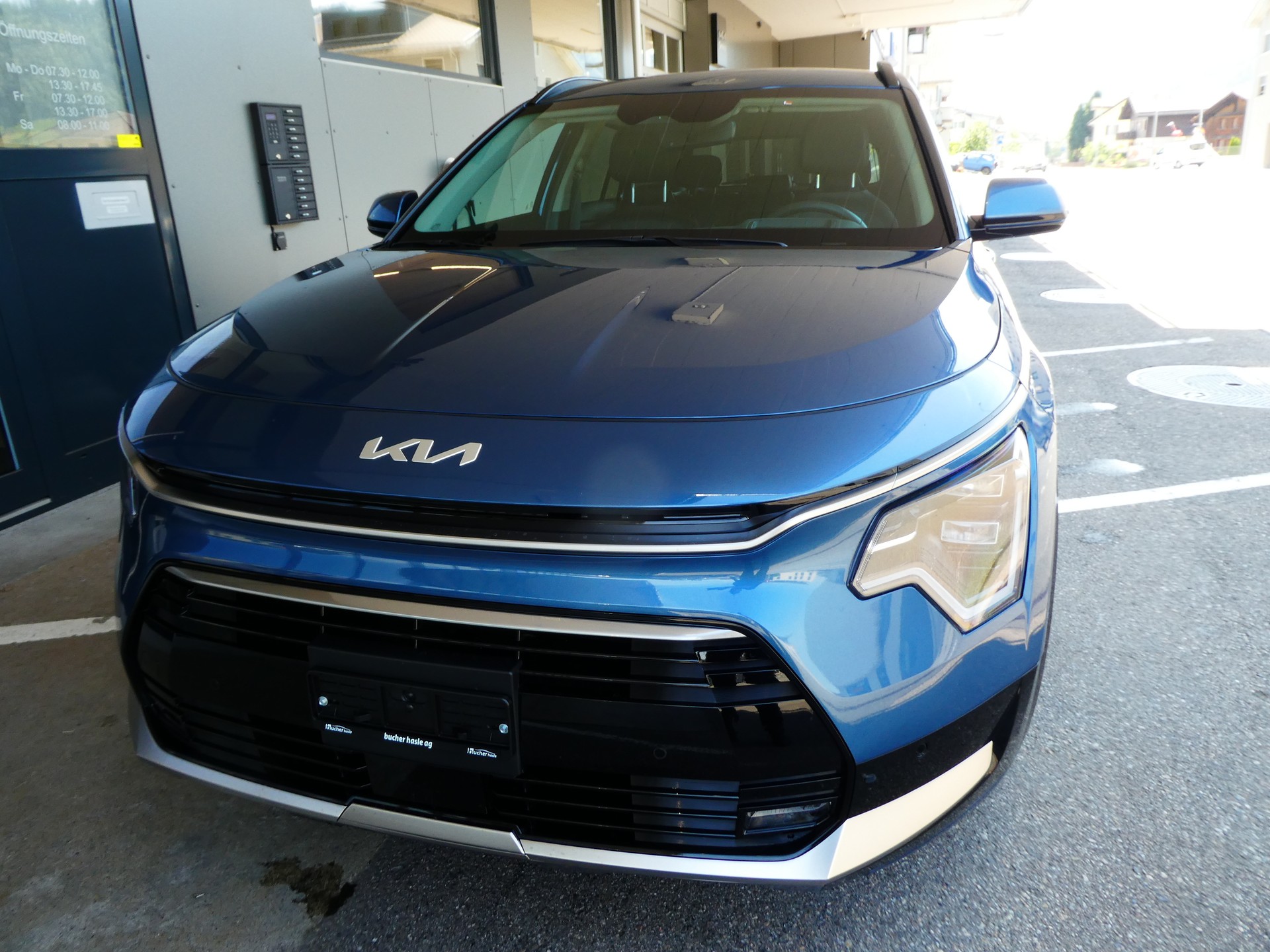 KIA Niro 1.6GDi Plug-in Hybrid Style DCT-image-4
