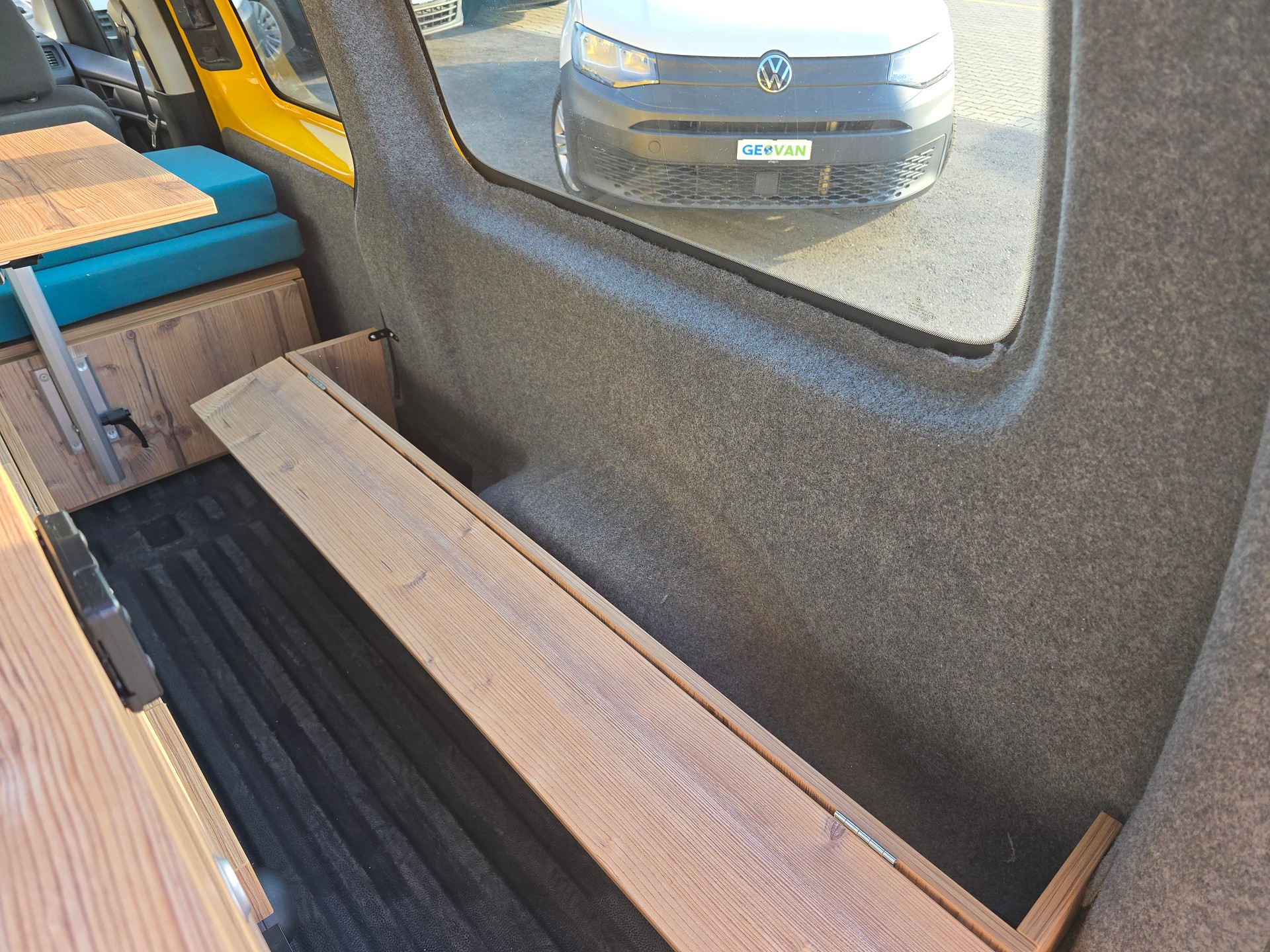 VW GEOVAN L - 102 PS Benzin - Klima - PDC hinten - DAB+ - 2 x Schiebetür - grosses Fensterpaket-image-10