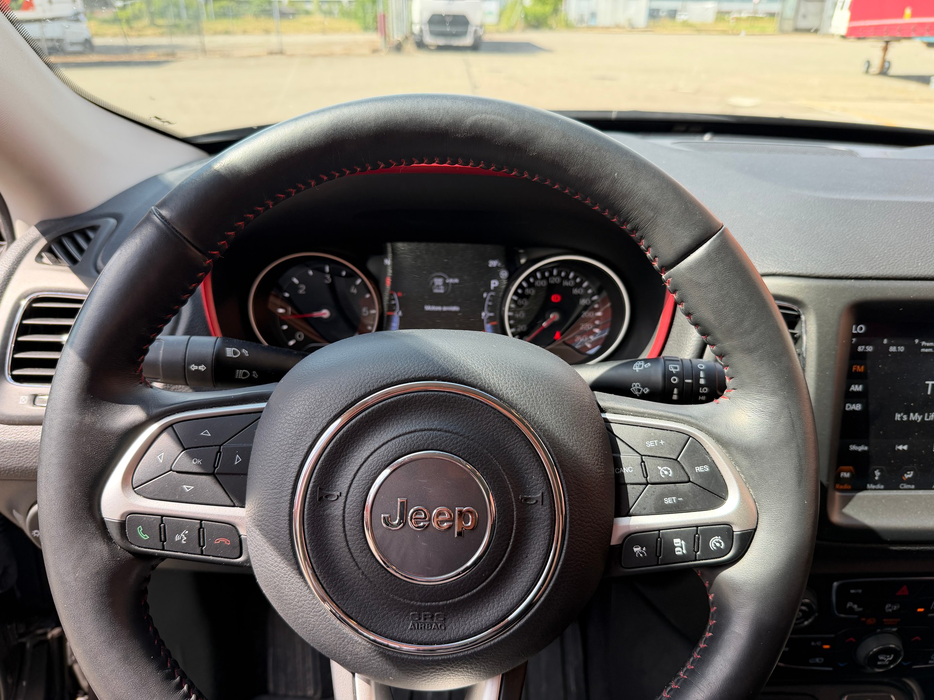 JEEP Compass 2.0CRD Trailhawk AWD 9ATX-image-9