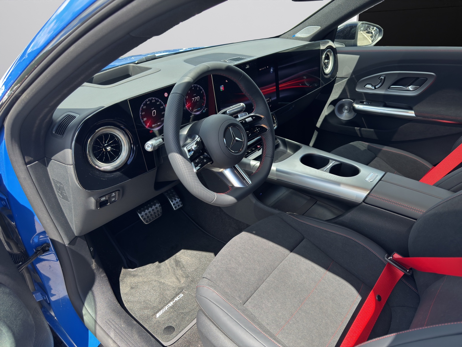 MERCEDES-BENZ CLA 220 8G-DCT-image-8