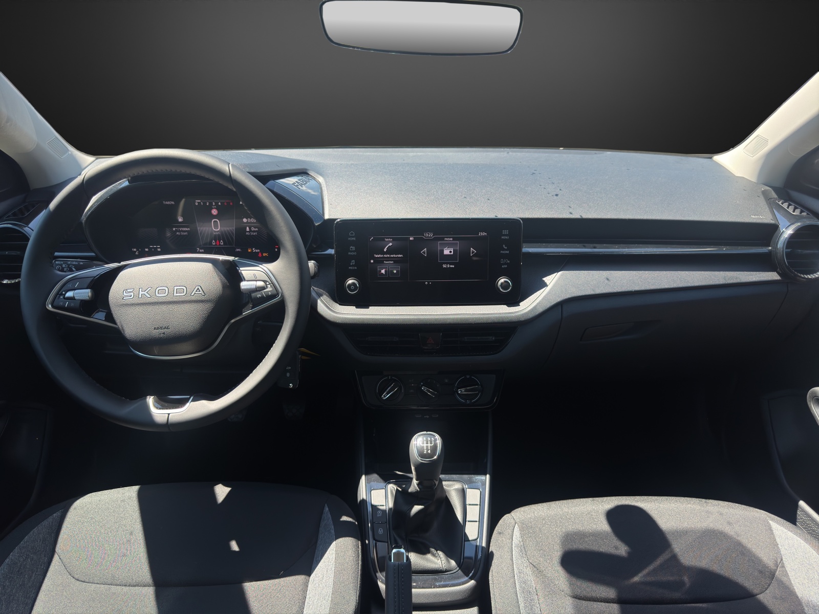 SKODA Fabia 1.0 TSI Essence-image-9