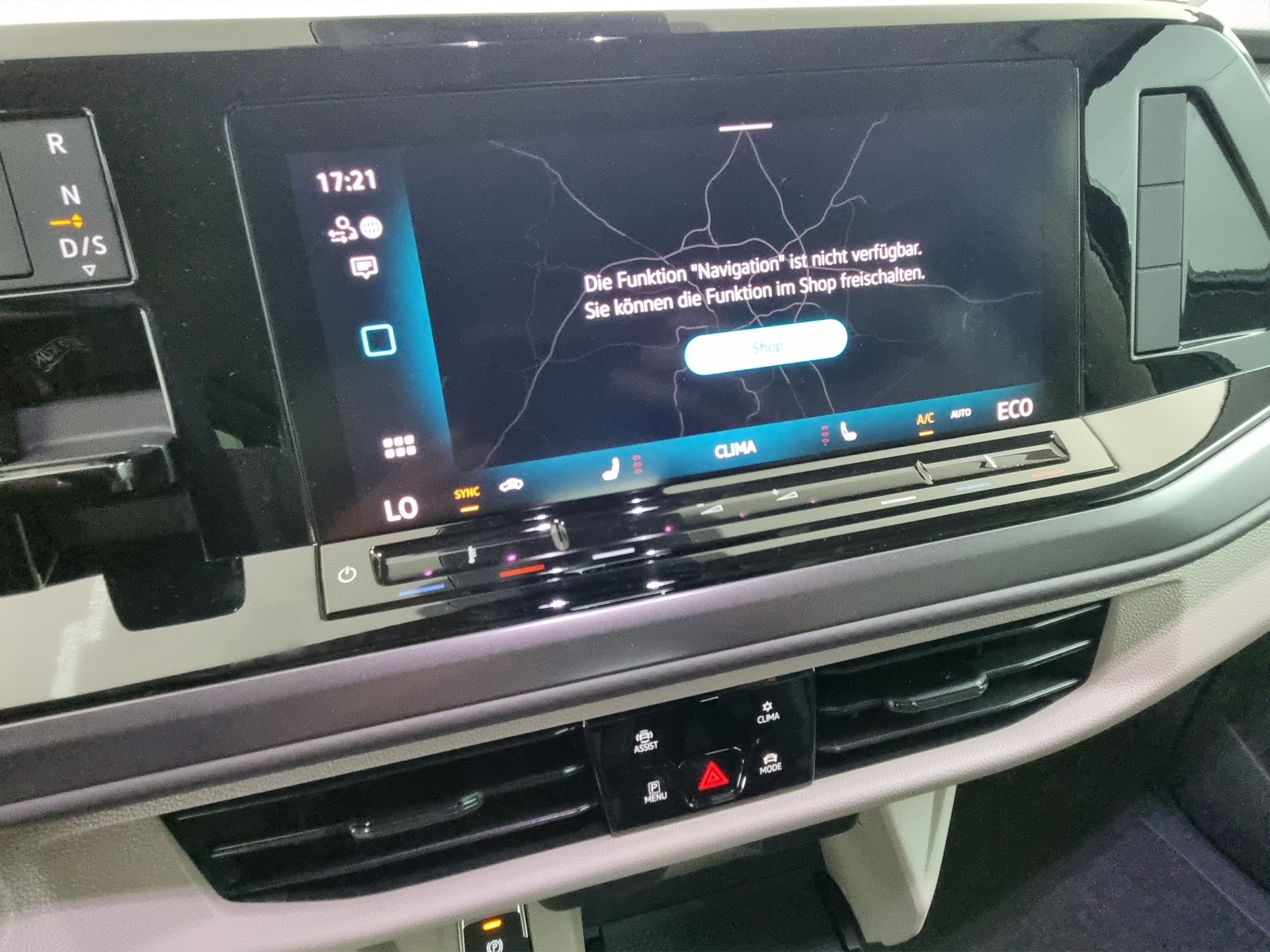 VW T7 Multivan 1.5 TSI eHybrid DSG 4motion lang Busin-image-12