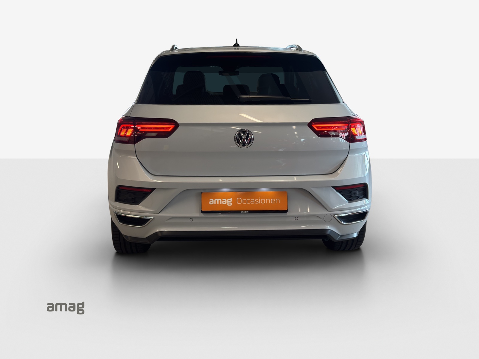 VW T-Roc 2.0 TSI Sport DSG 4Motion-showroom-element-3