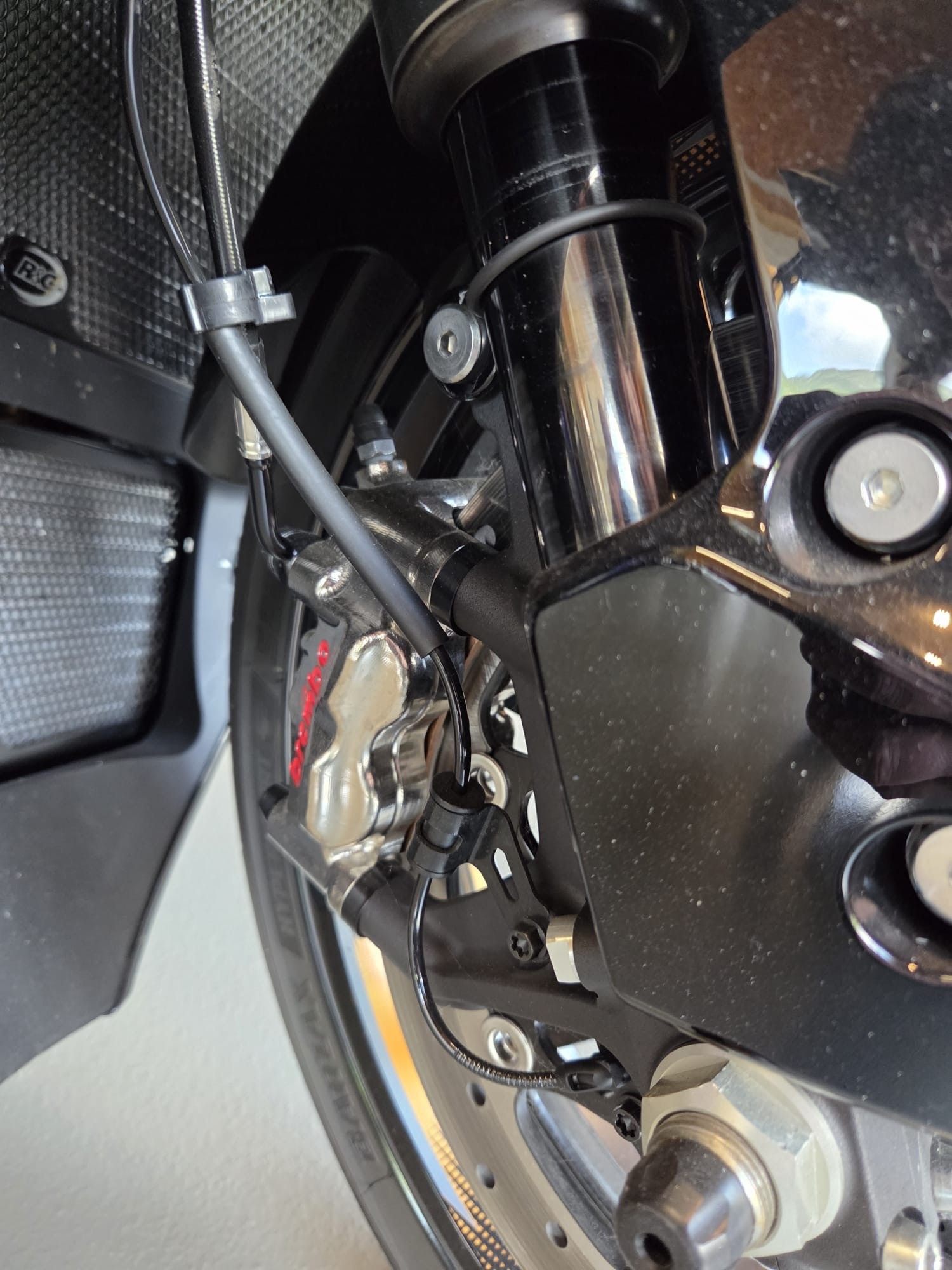 SUZUKI GSX 1300 RR Hayabusa-image-4
