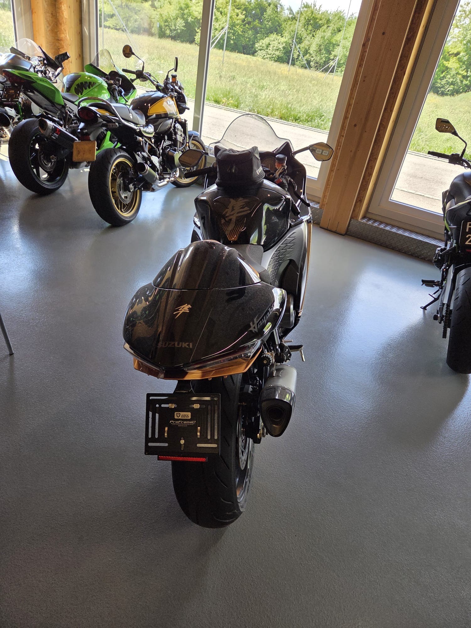 SUZUKI GSX 1300 RR Hayabusa-image-7