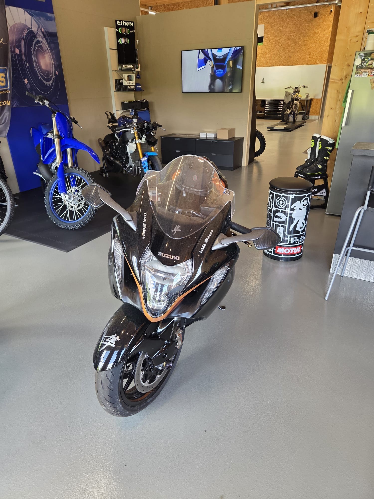 SUZUKI GSX 1300 RR Hayabusa-image-5