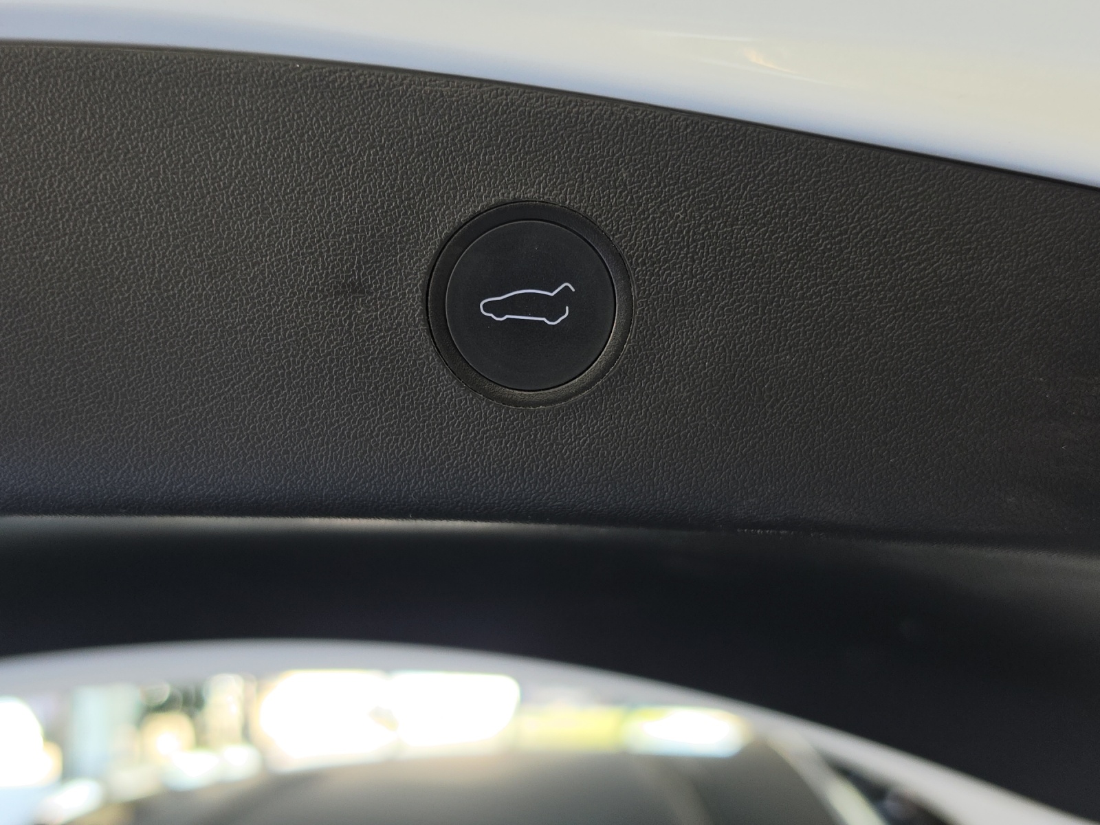 TESLA Model 3 Long Range Dual Motor AWD-image-17