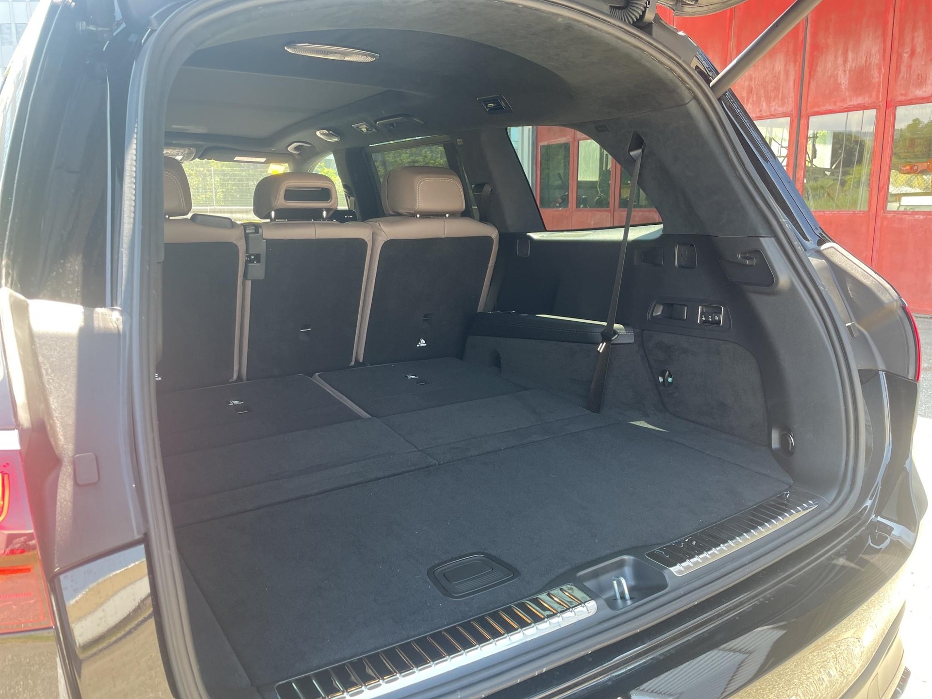 MERCEDES-BENZ GLS 63 AMG 4matic+-image-23
