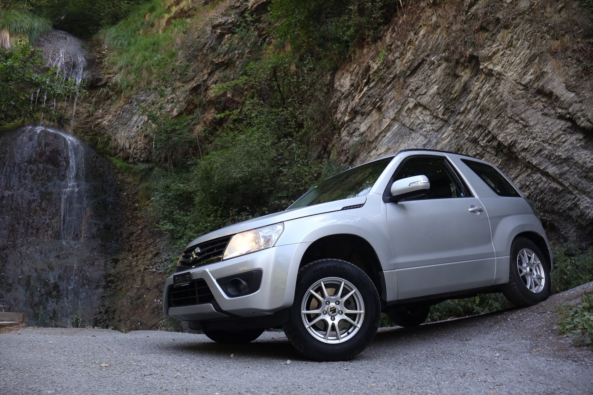 SUZUKI Grand Vitara 2.4 16V GL Top