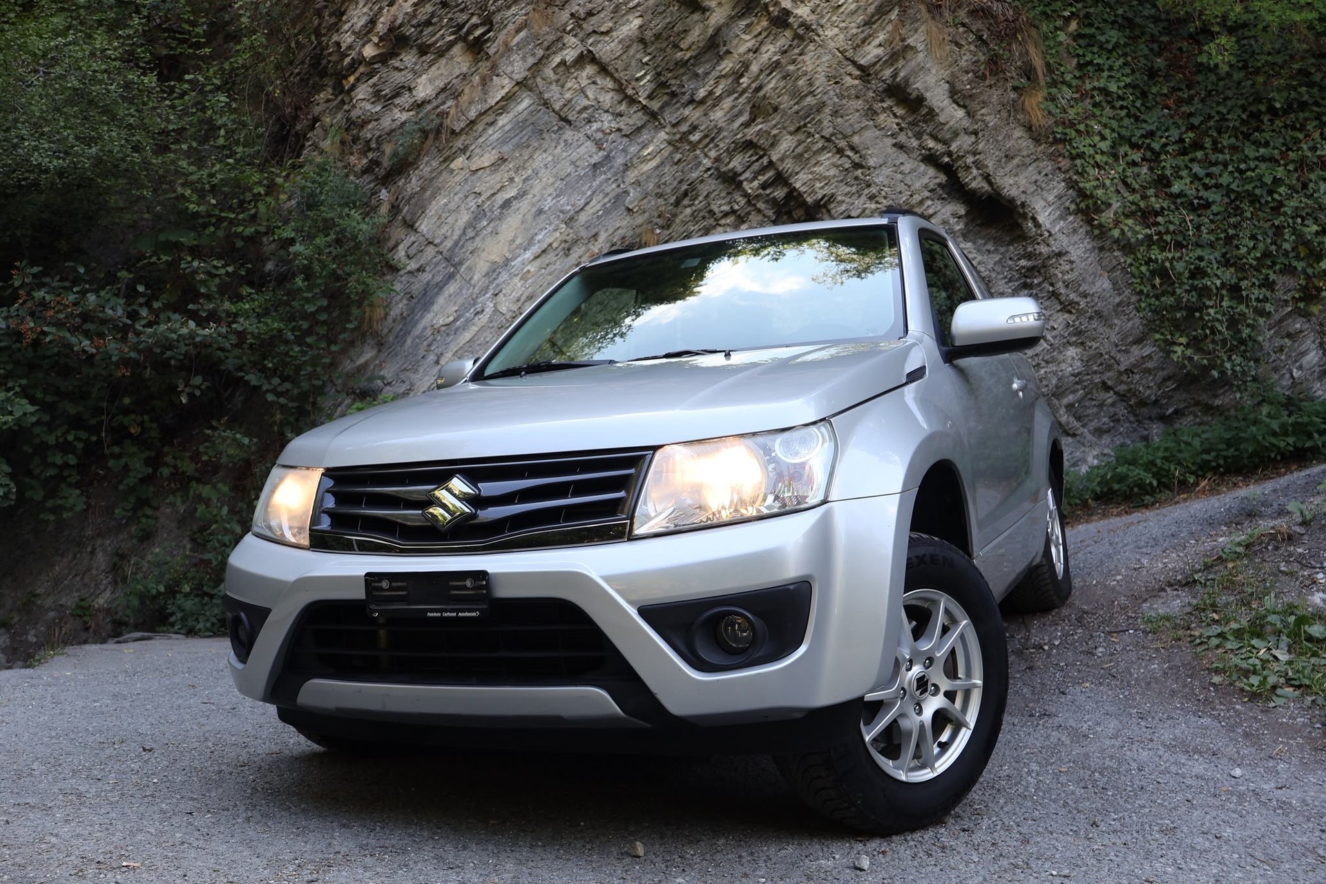 SUZUKI Grand Vitara 2.4 16V GL Top-showroom-element-2