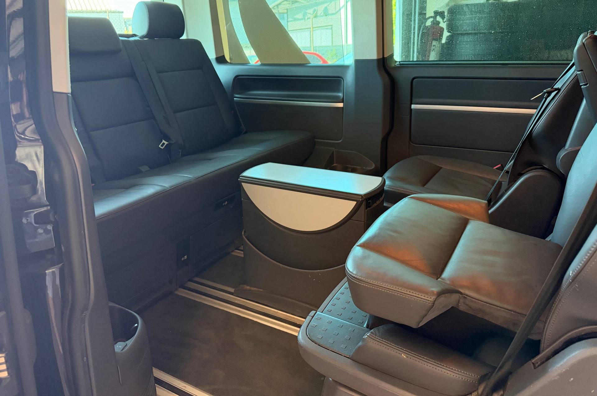 VW T5 Multivan 2.0 Bi-TDI CR Highline 4Motion DSG-image-11