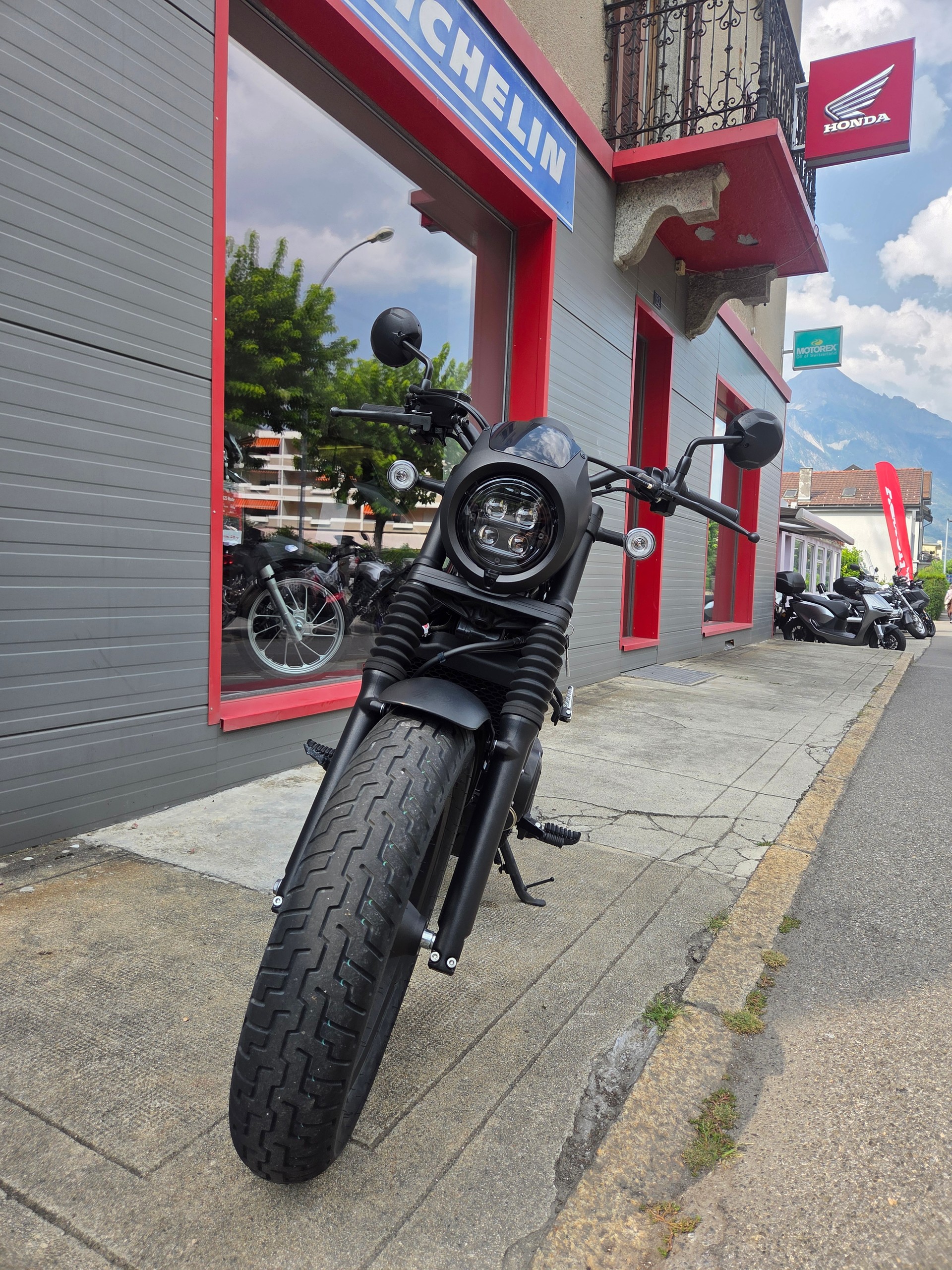 HONDA CMX500 Rebel-image-1