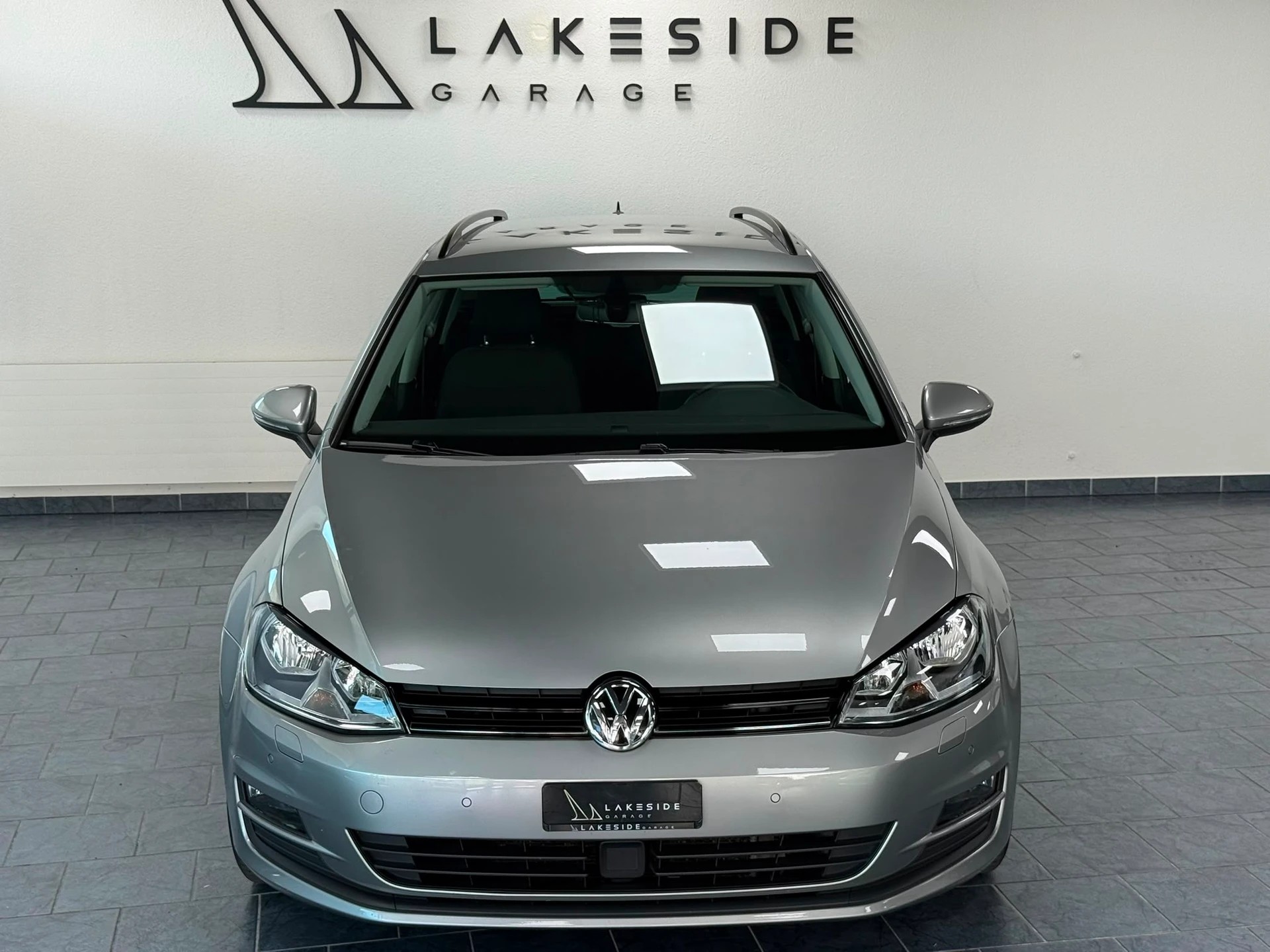 VW Golf Variant 1.6 TDI Comfortline DSG-showroom-element-1