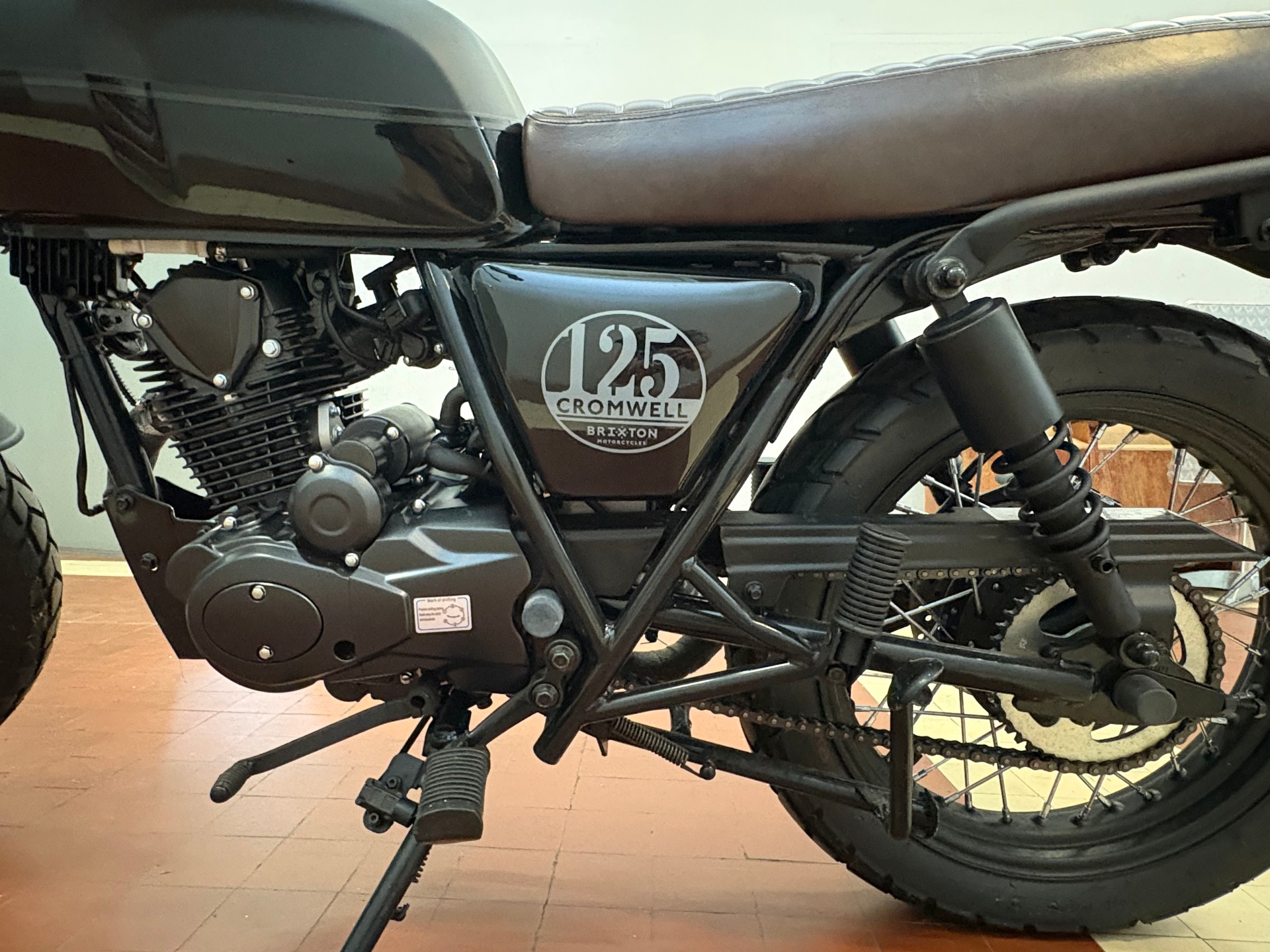 BRIXTON Cromwell 125 ABS-image-11